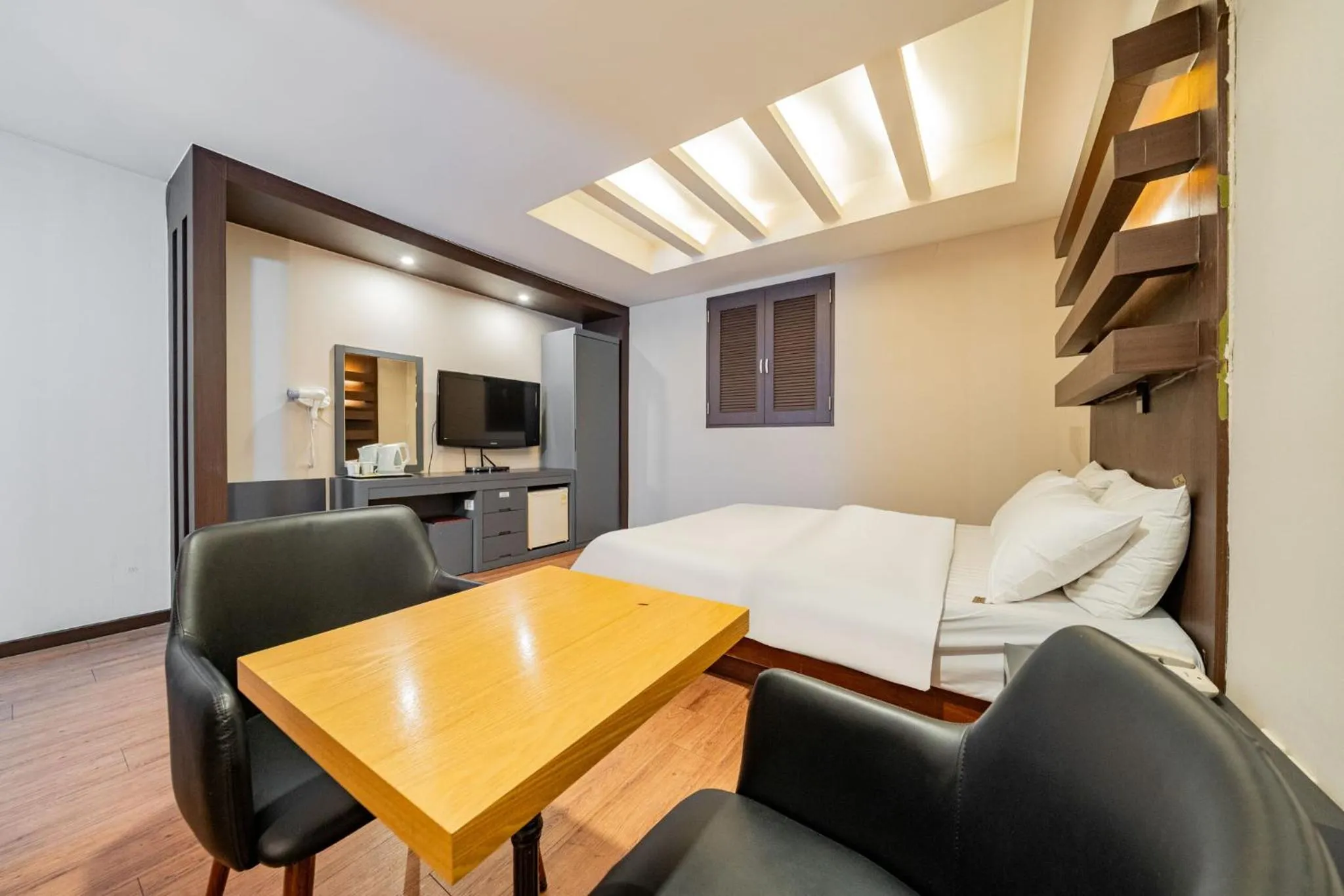 Photo of the whole room in incheon Airport Hotel June