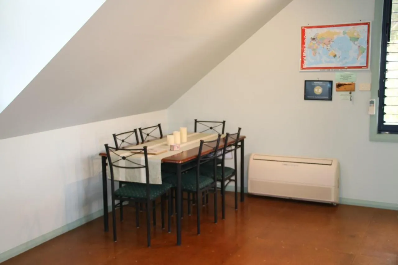Dining area in Salamander Bay Bed and Breakfast