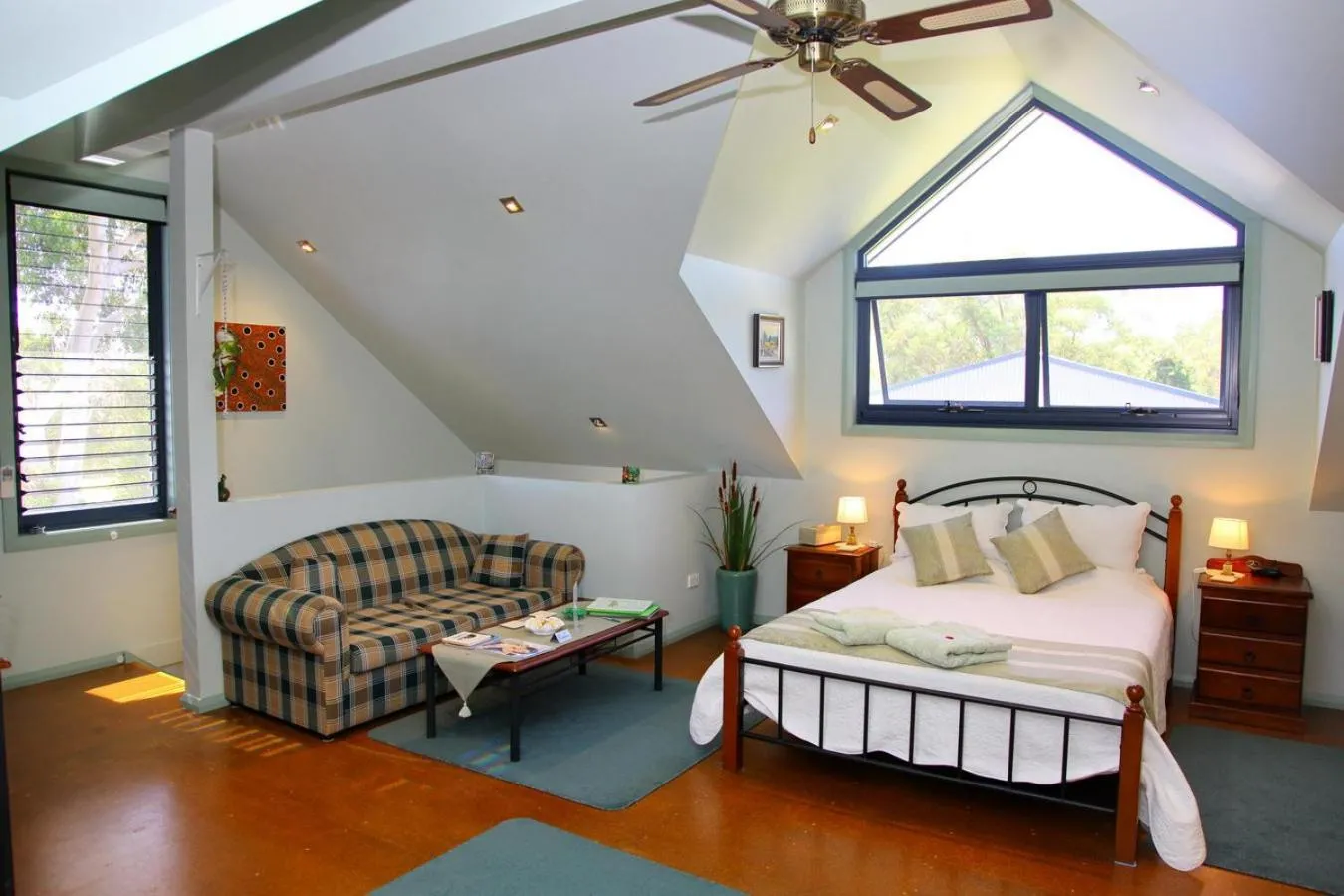 Bed in Salamander Bay Bed and Breakfast
