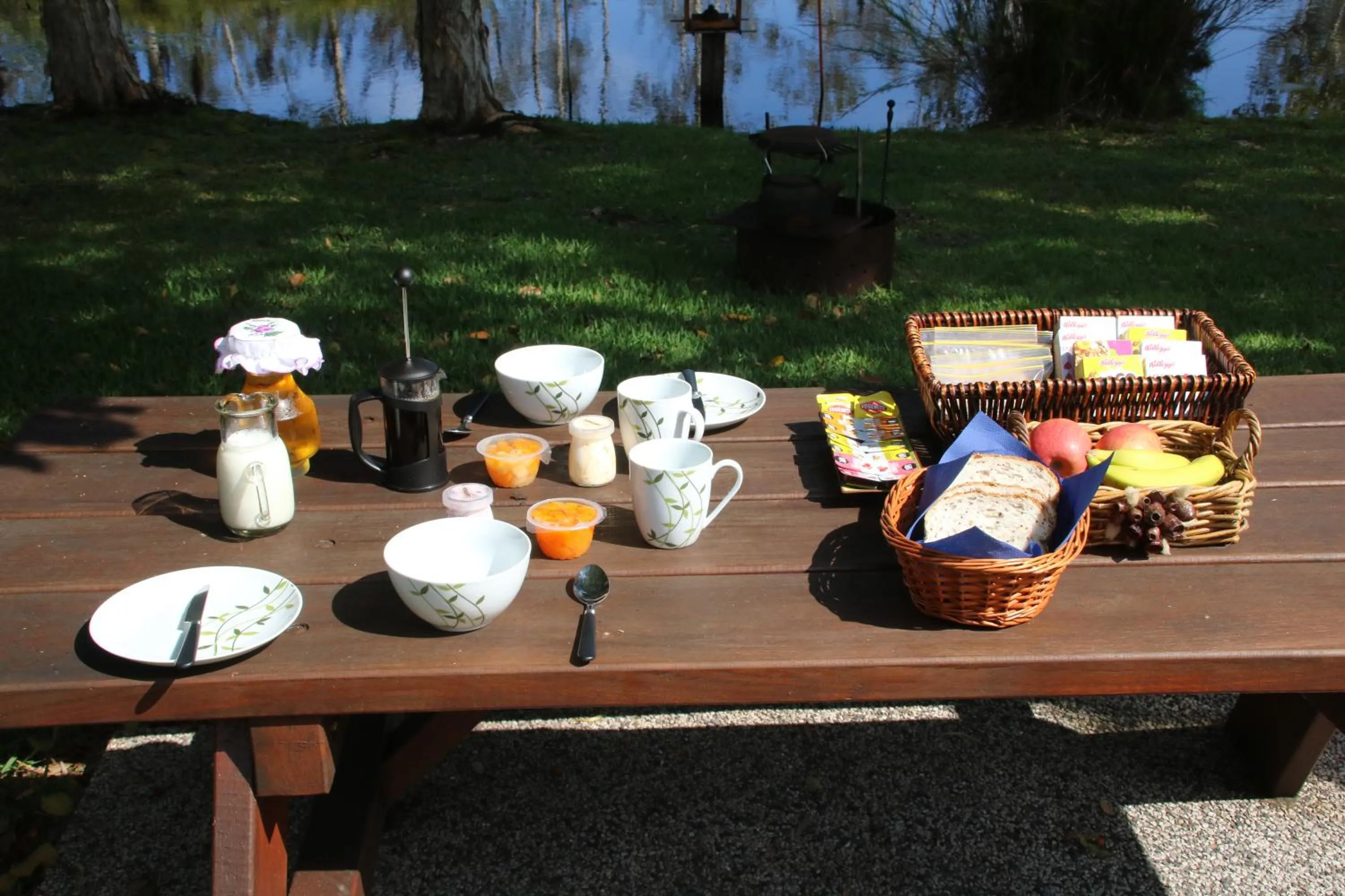 Continental breakfast in Salamander Bay Bed and Breakfast