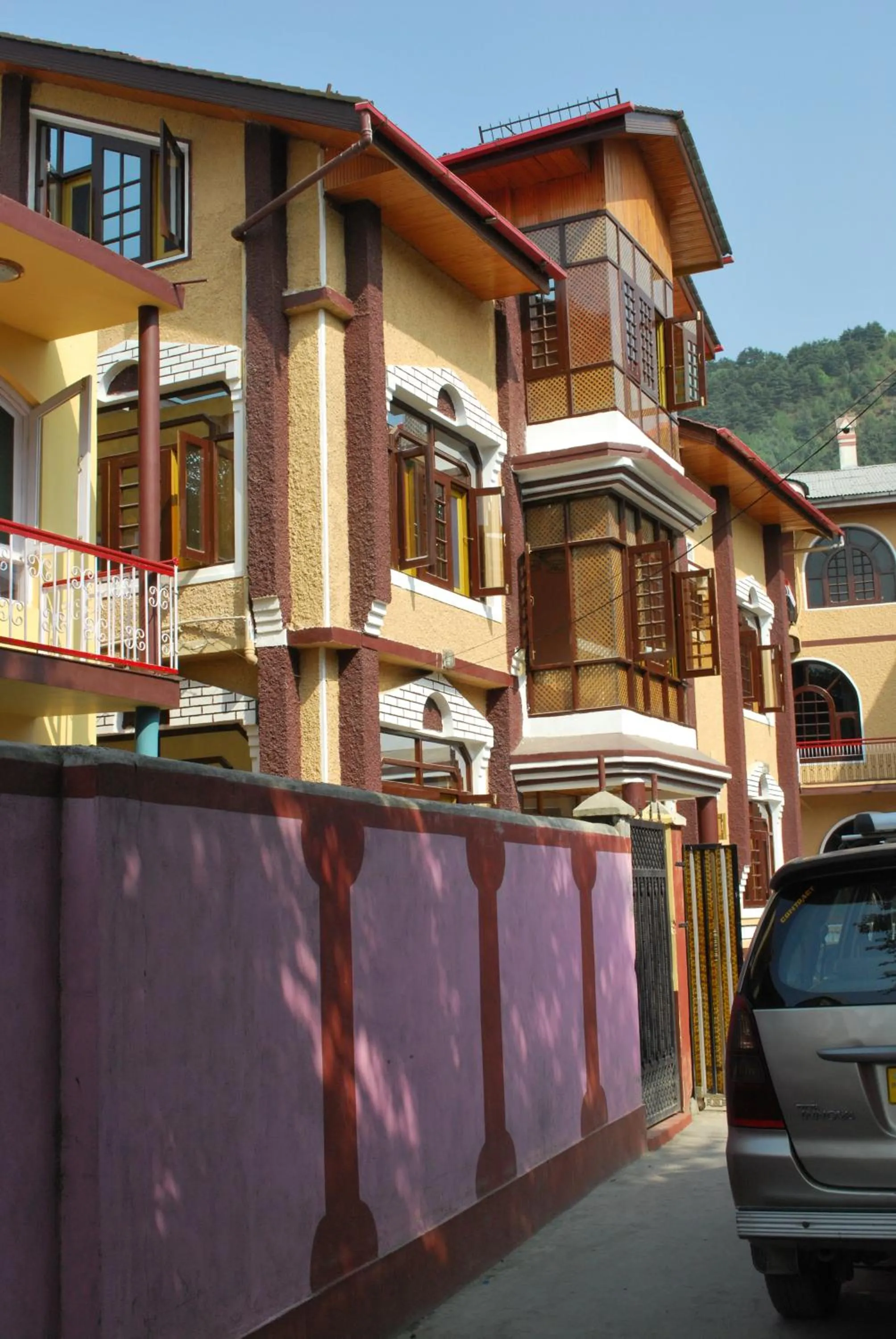 Facade/entrance in Hotel Gulistan