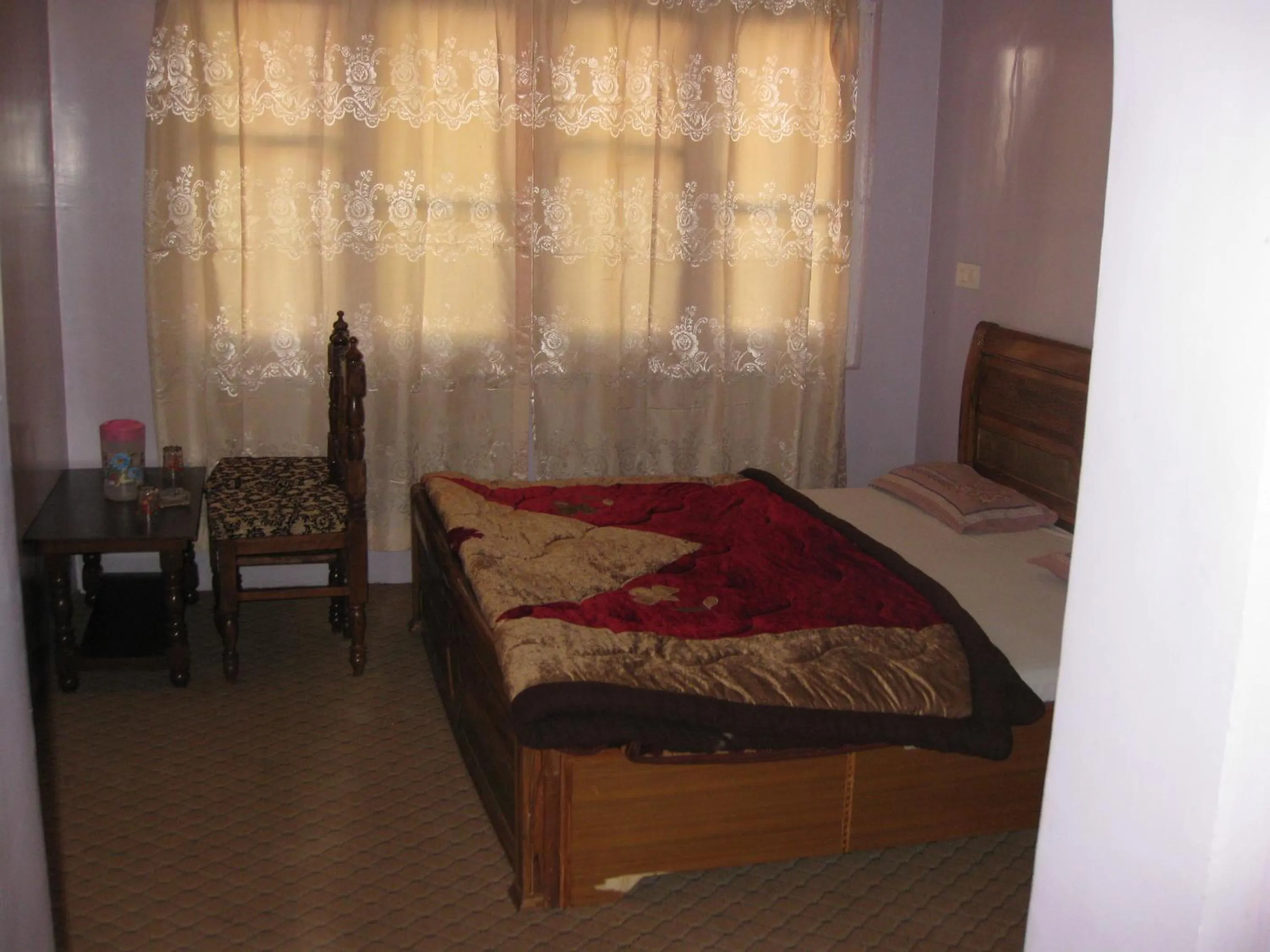 Bedroom, Bed in Hotel Gulistan