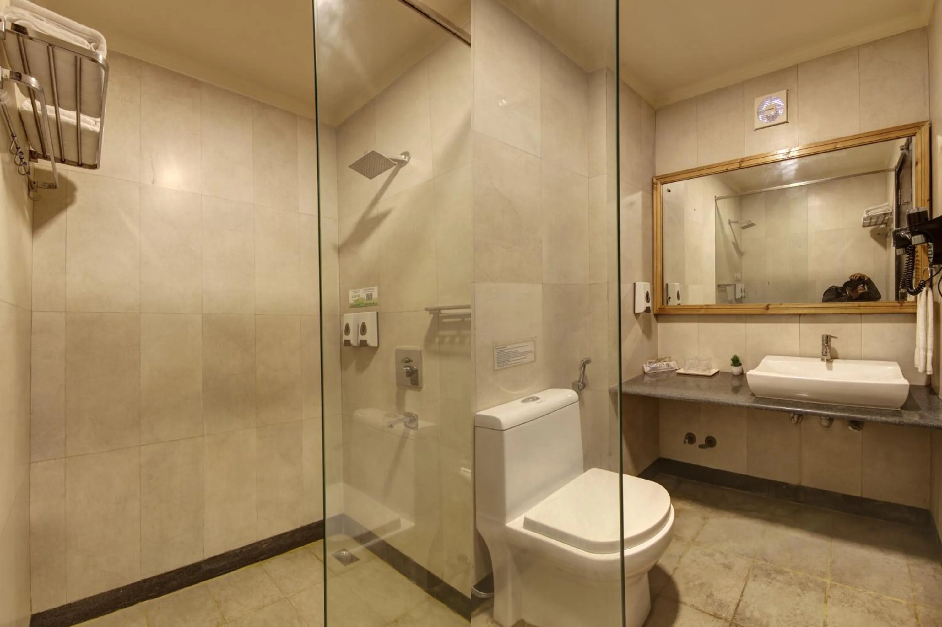 Shower in Saltstayz Thyme Sukhdev Vihar, New Delhi