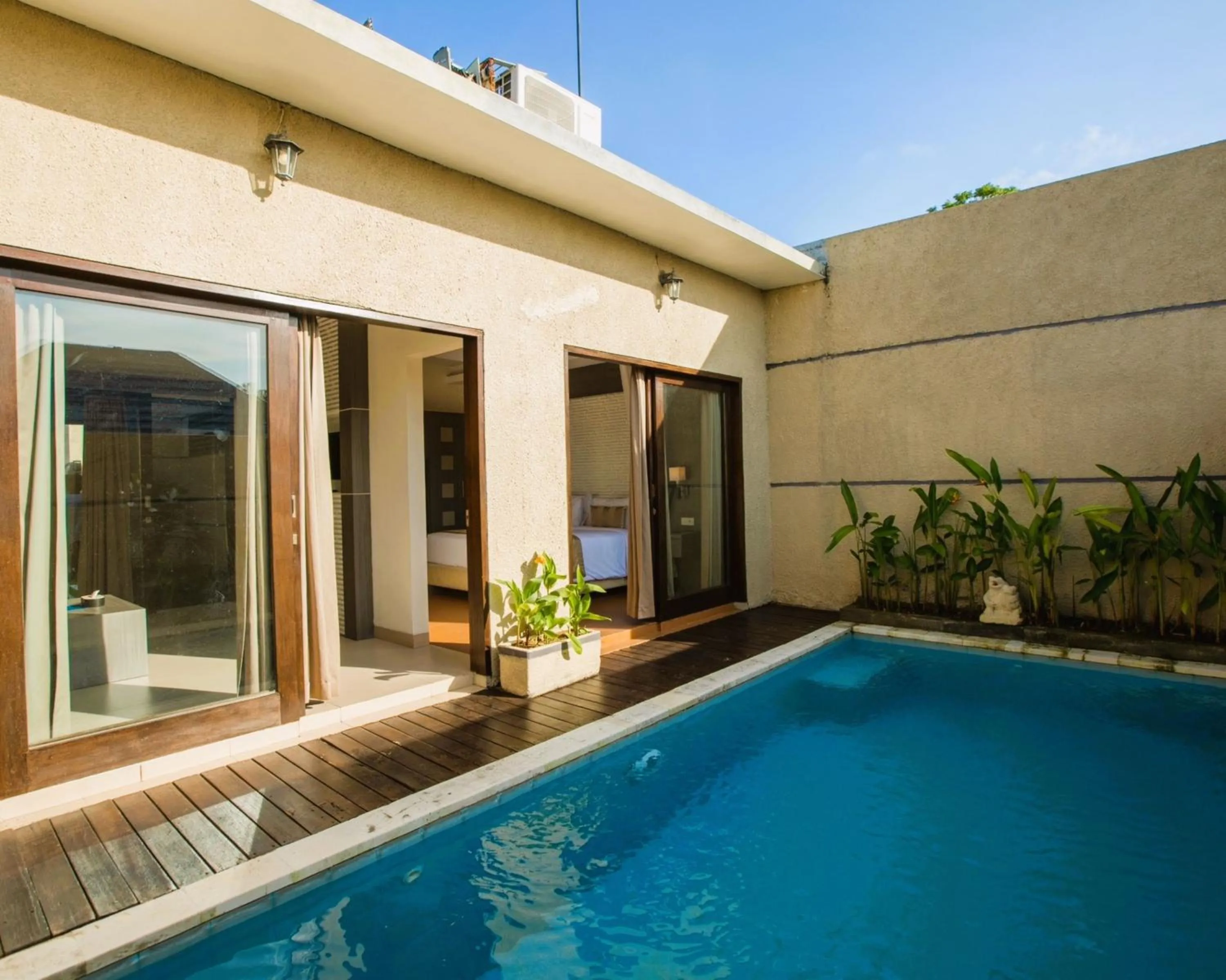 Swimming pool in Luxotic Private Villa and Resort