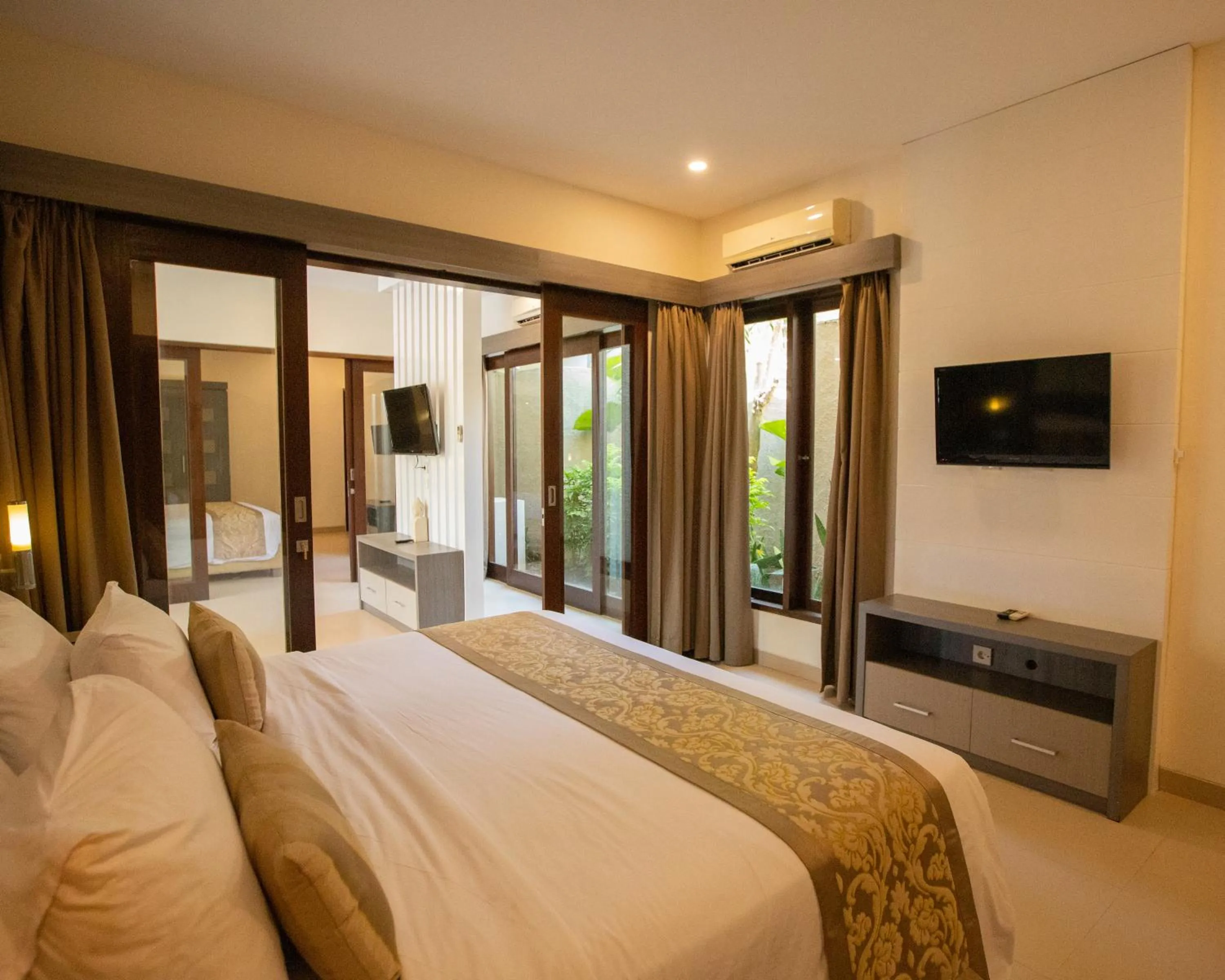 Garden, Bed in Luxotic Private Villa and Resort