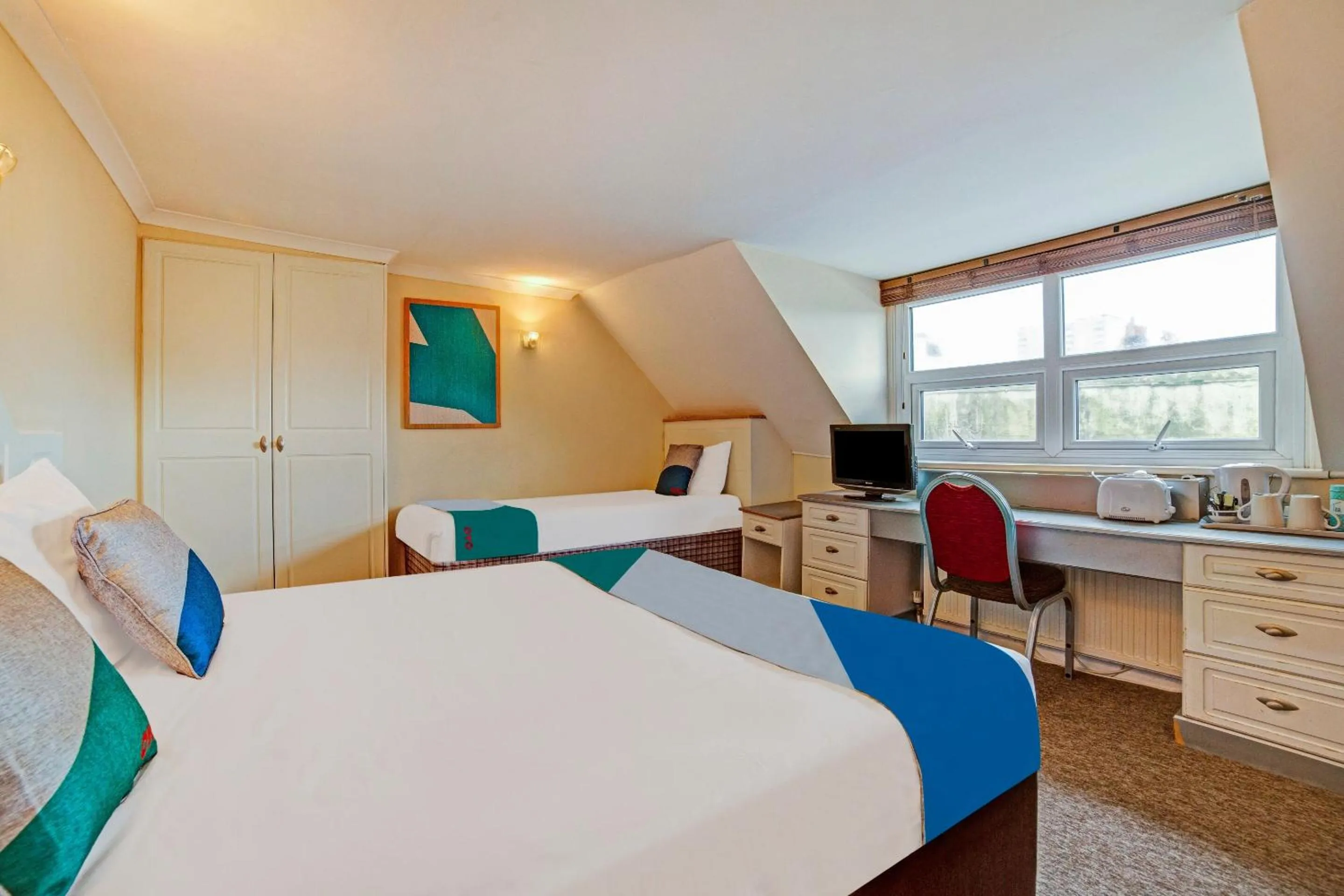 Bedroom in The Gullivers Hotel