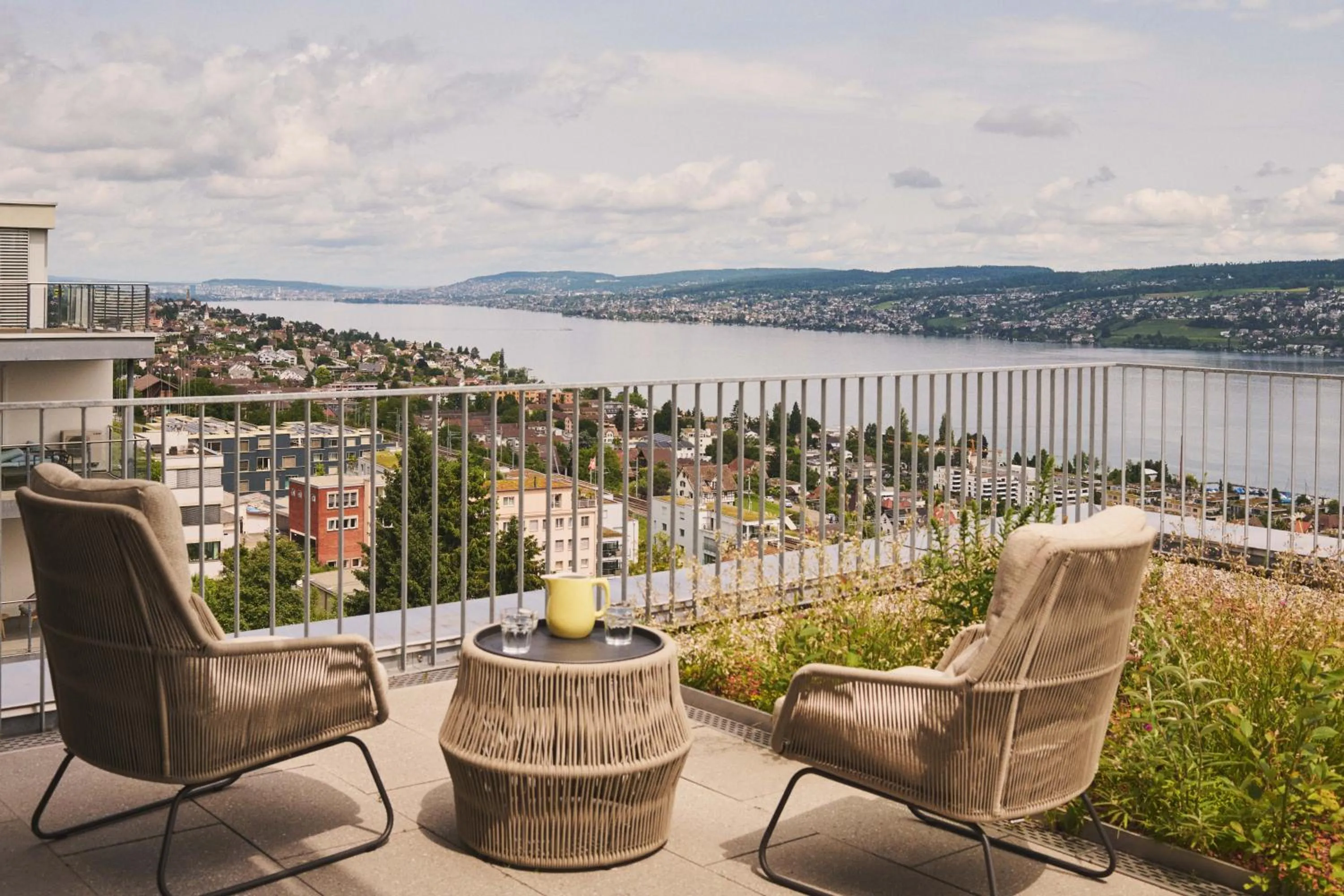 Balcony/Terrace in Belmont Residences lakeview in Horgen Zürich Zug Pfäffikon
