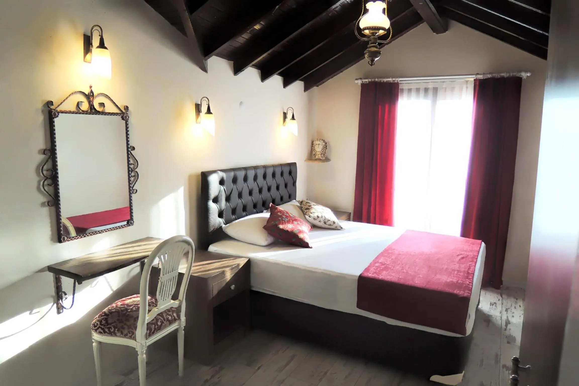 Photo of the whole room, Bed in Villa Dreams