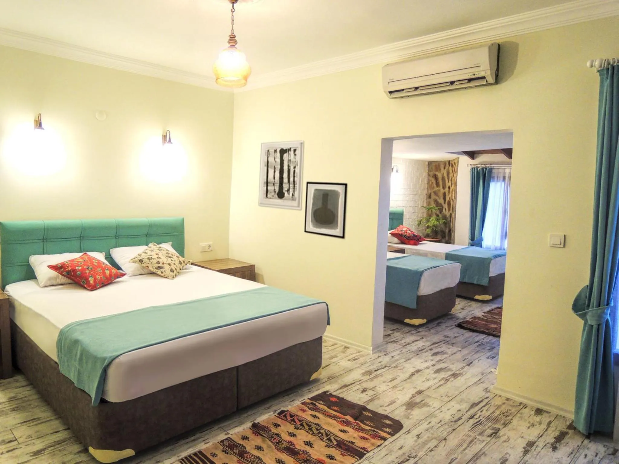 Photo of the whole room, Bed in Villa Dreams