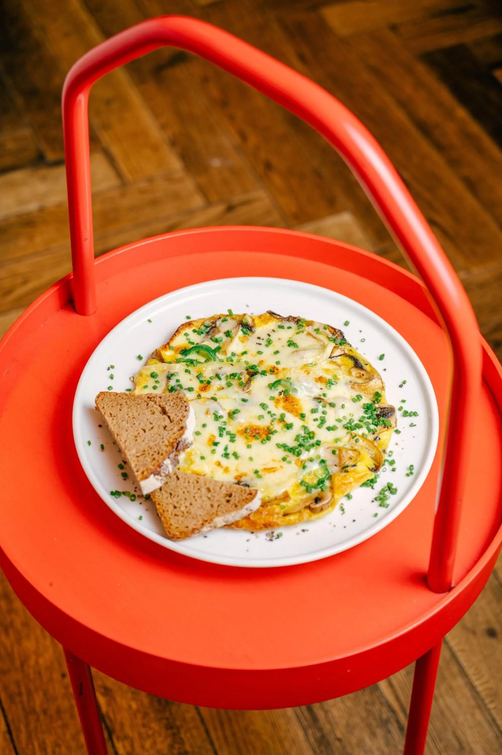 Restaurant/places to eat in Hotel Babula am Augarten