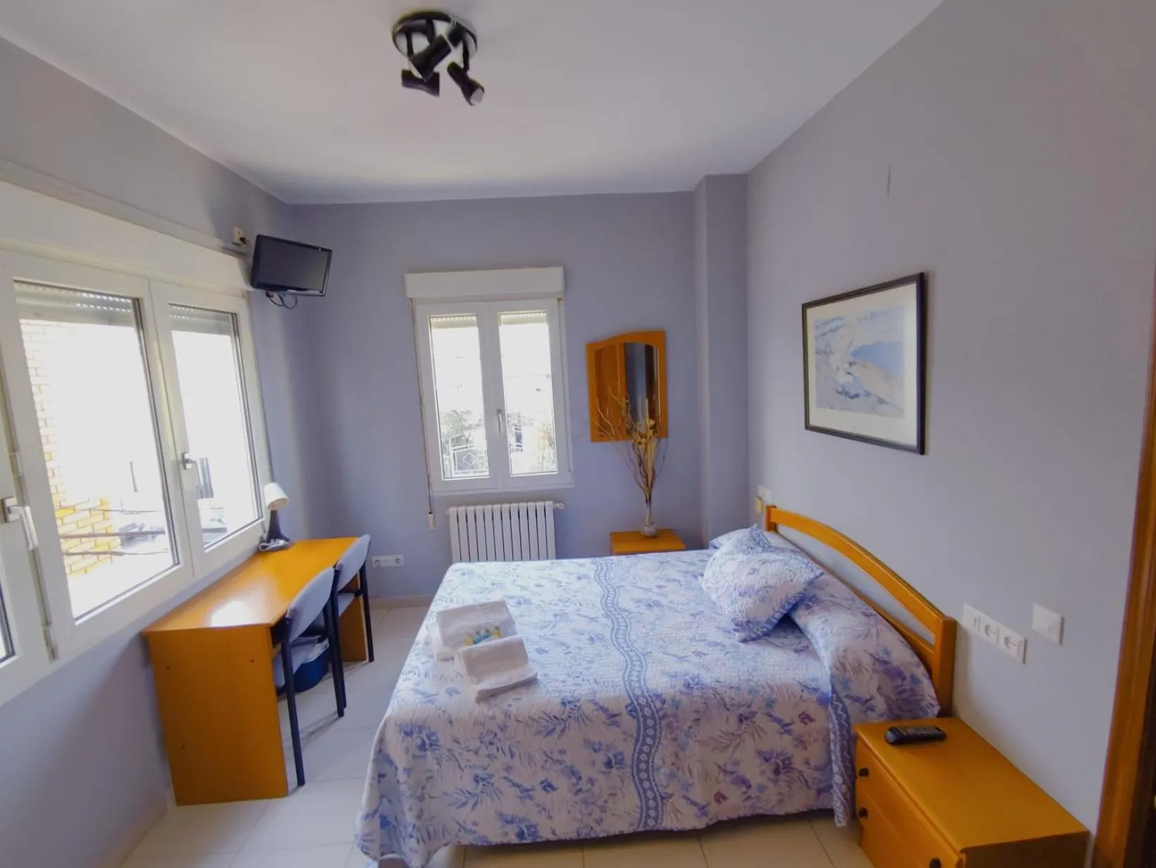 Bedroom, Bed in Hostal Monteclaro