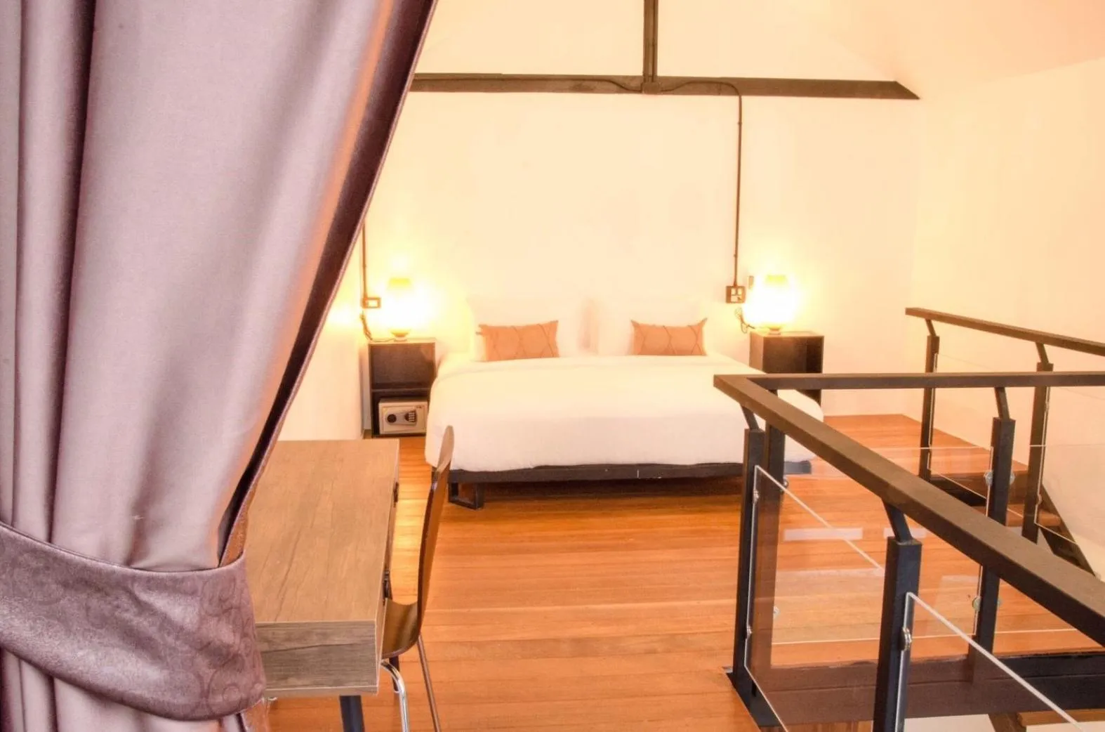 Bed in Salisa Resort