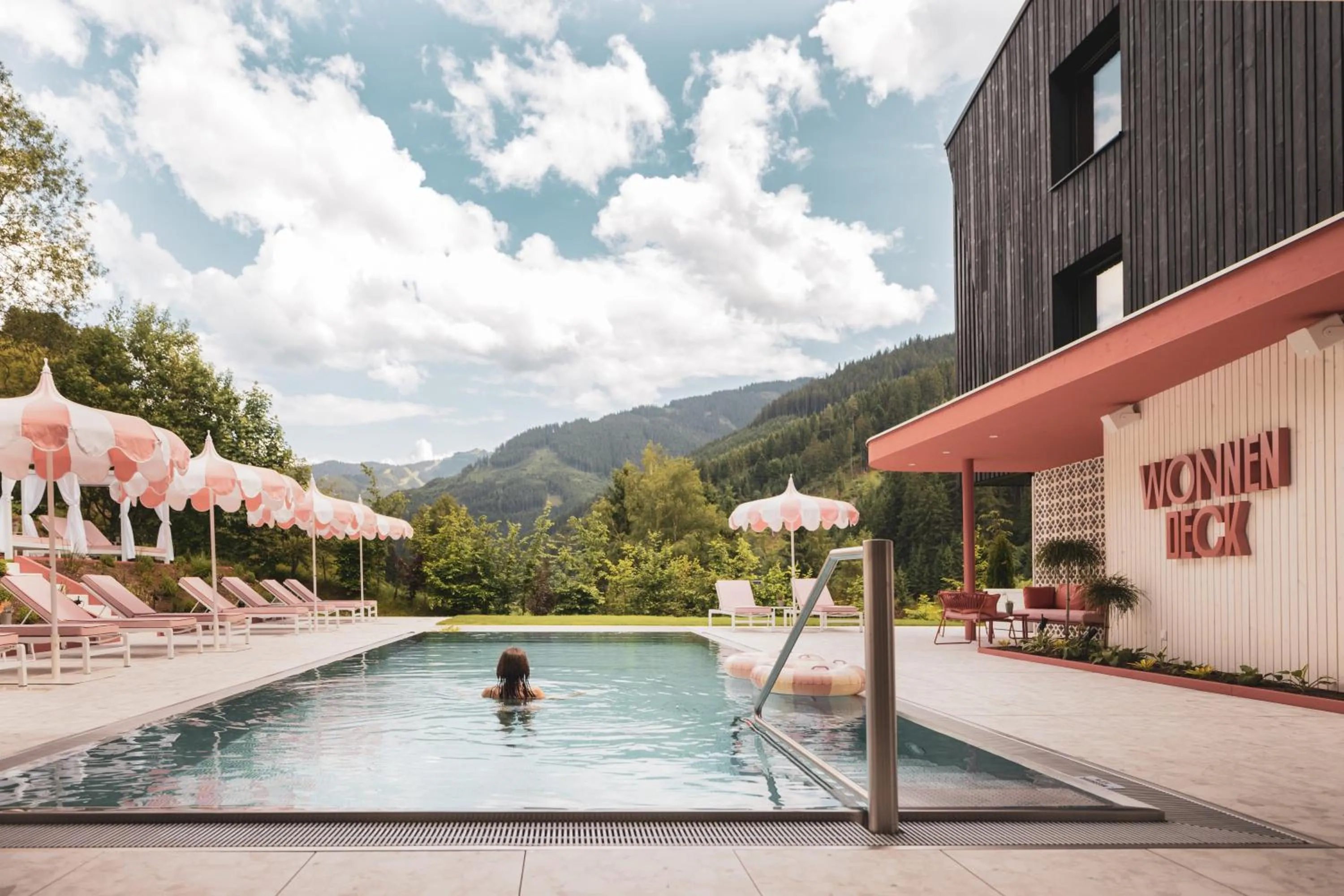 Swimming pool in Goldstück - Adults Only