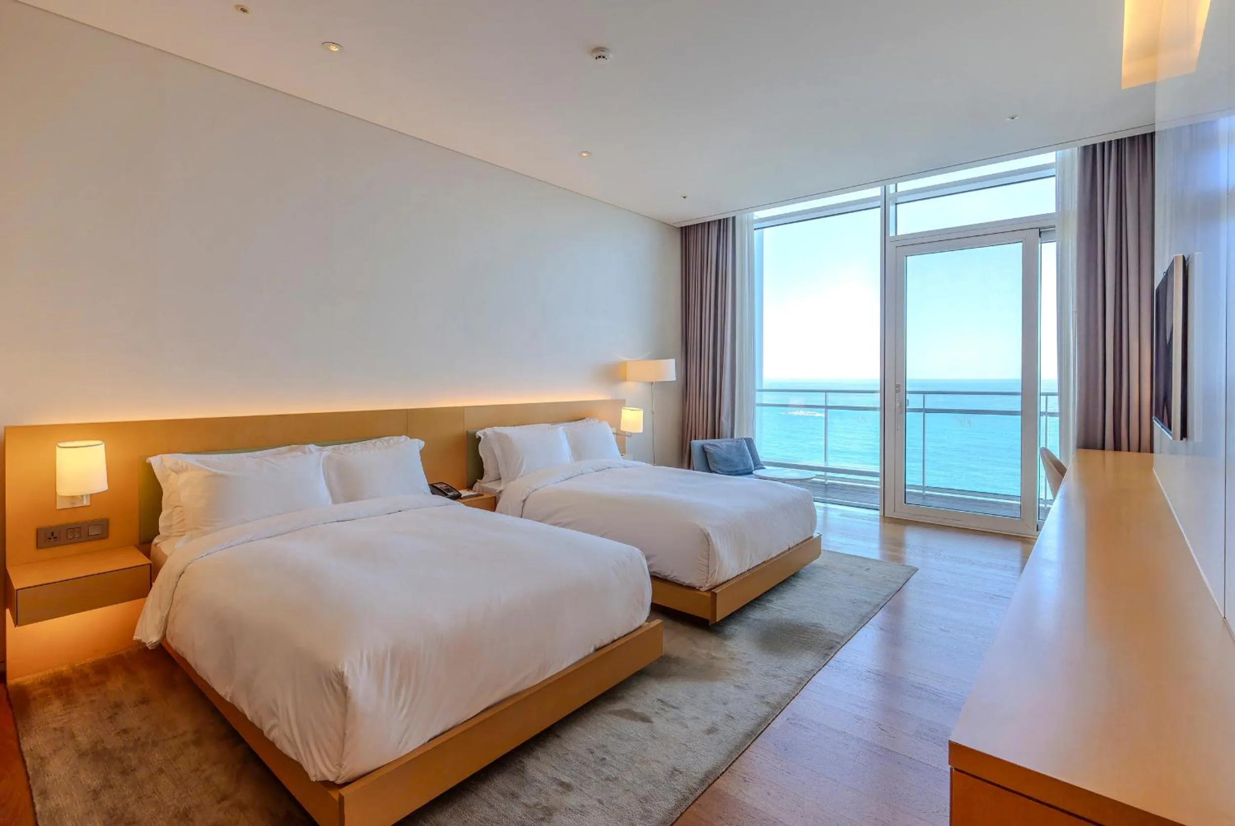 Bed in SEAMARQ HOTEL