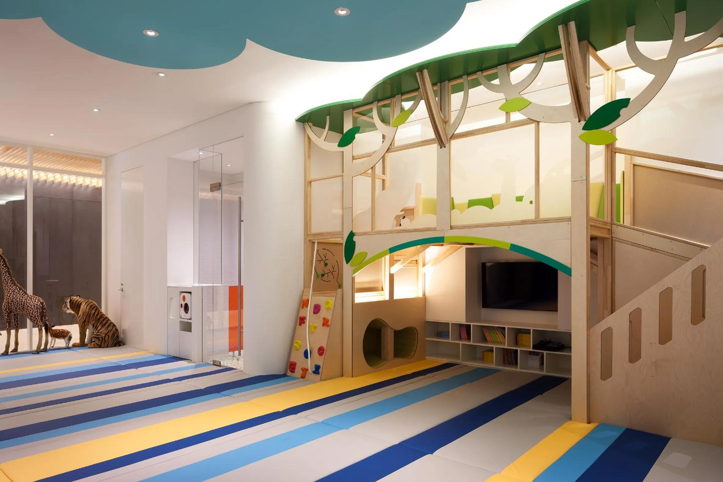 Kids's club, Bed in SEAMARQ HOTEL