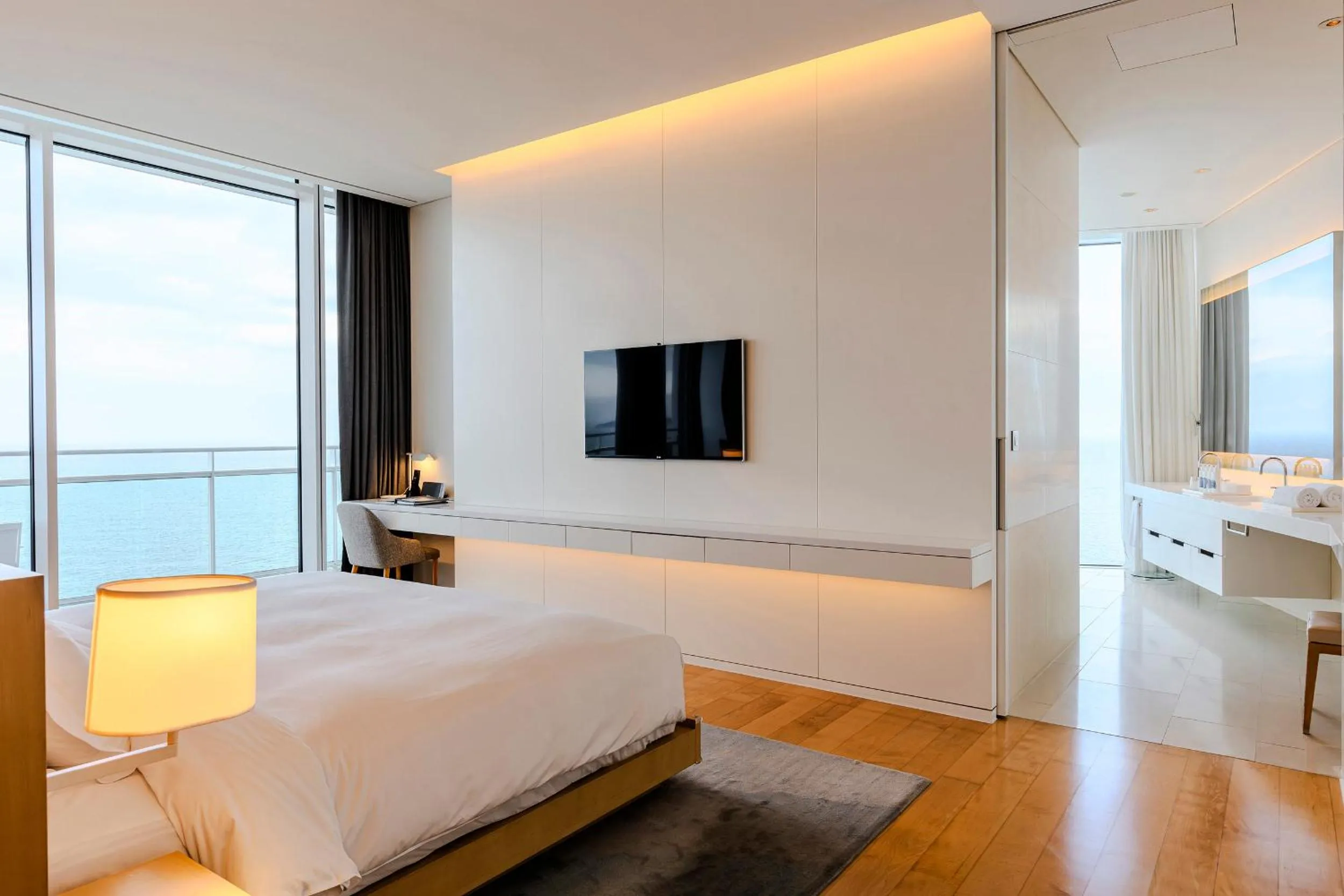 Bed in SEAMARQ HOTEL