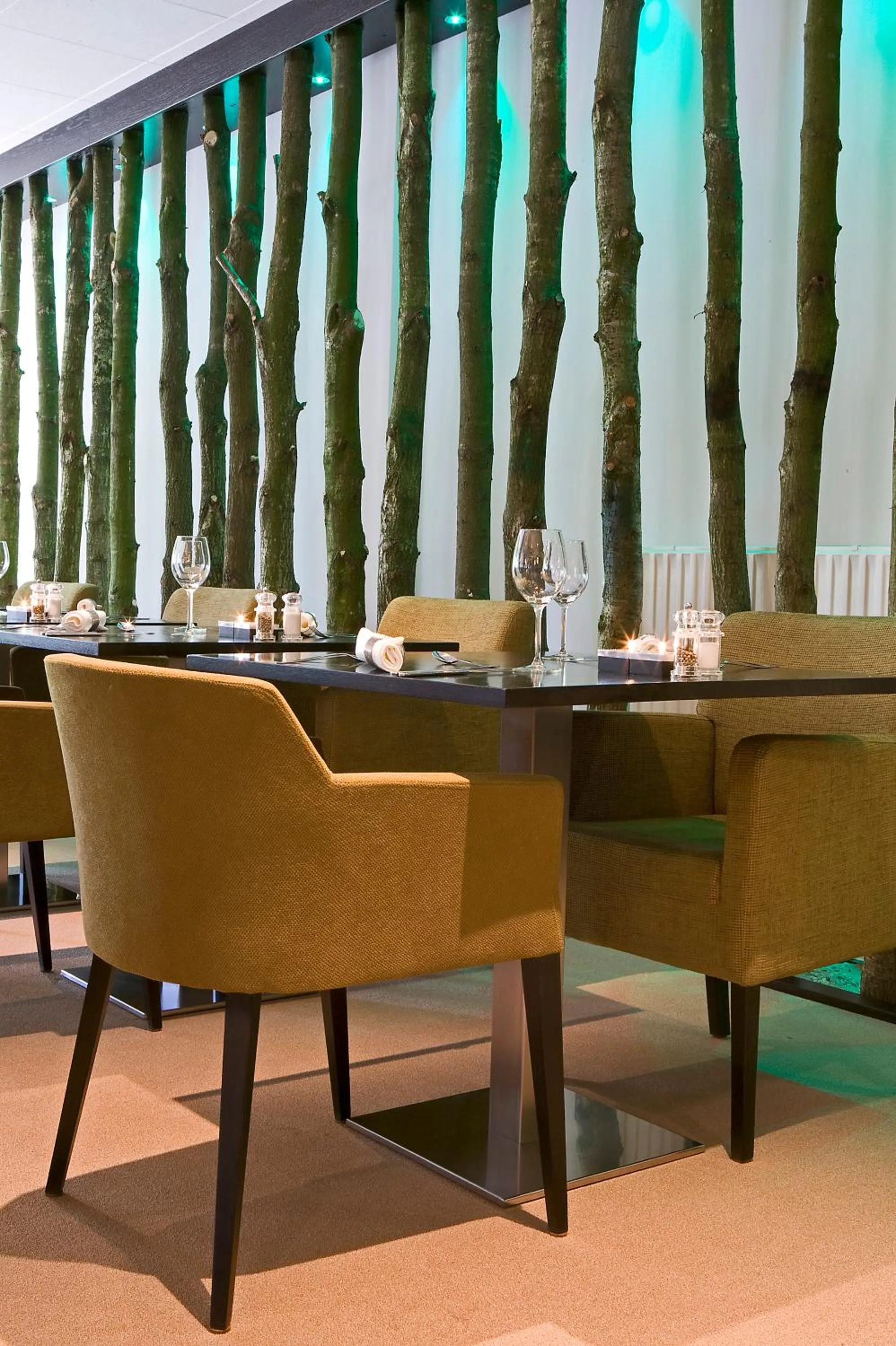 Restaurant/places to eat in Strandhotel Bos en Duin