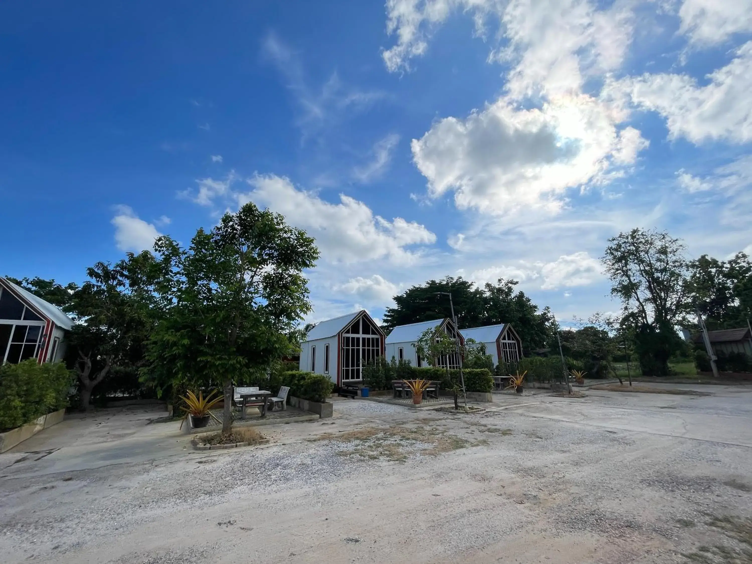 Property building in Oh Taley Resort Property building in Oh Taley Resort