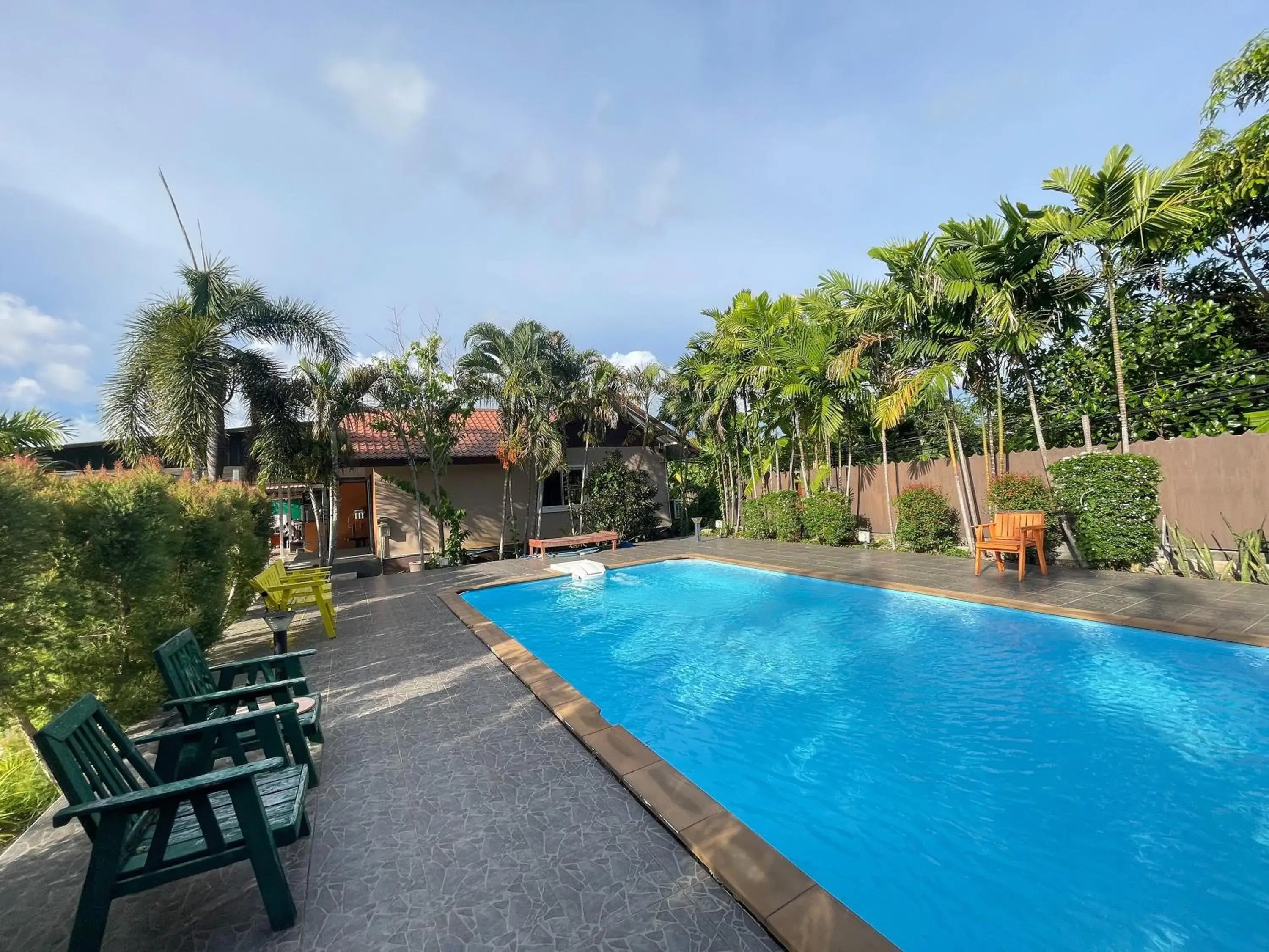 Swimming pool in Oh Taley Resort Swimming pool in Oh Taley Resort