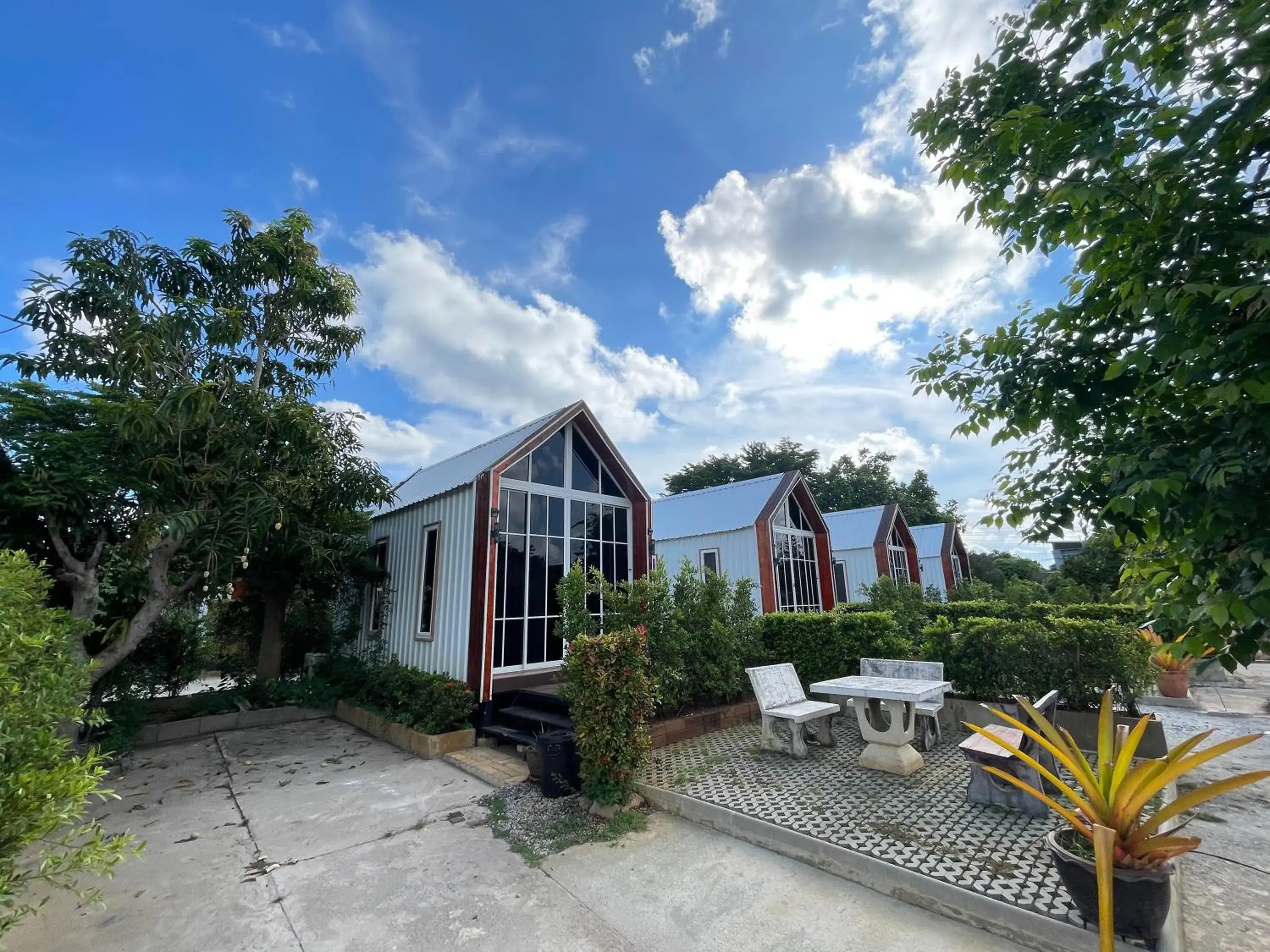 Property building in Oh Taley Resort Property building in Oh Taley Resort