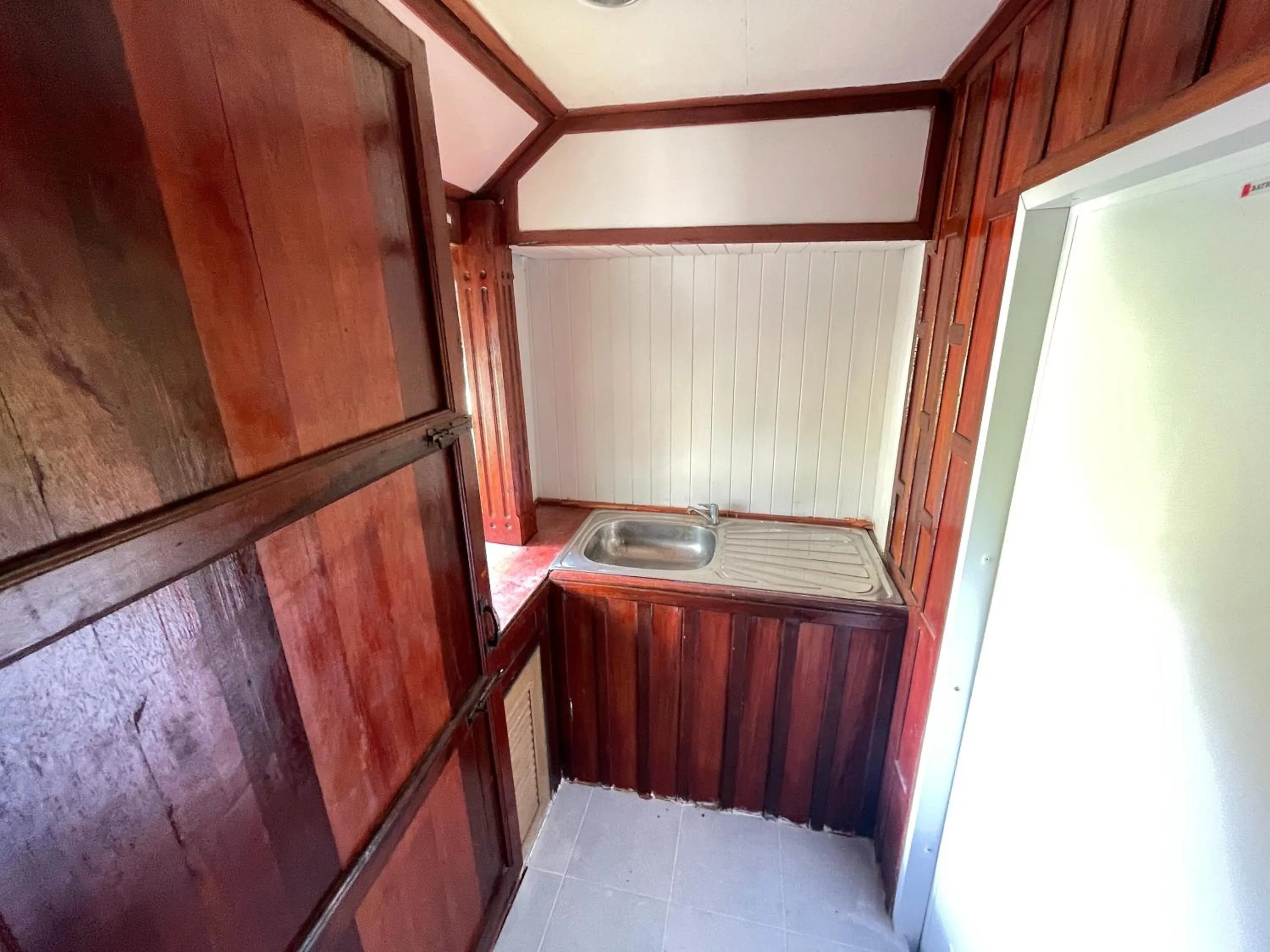 kitchen in Oh Taley Resort