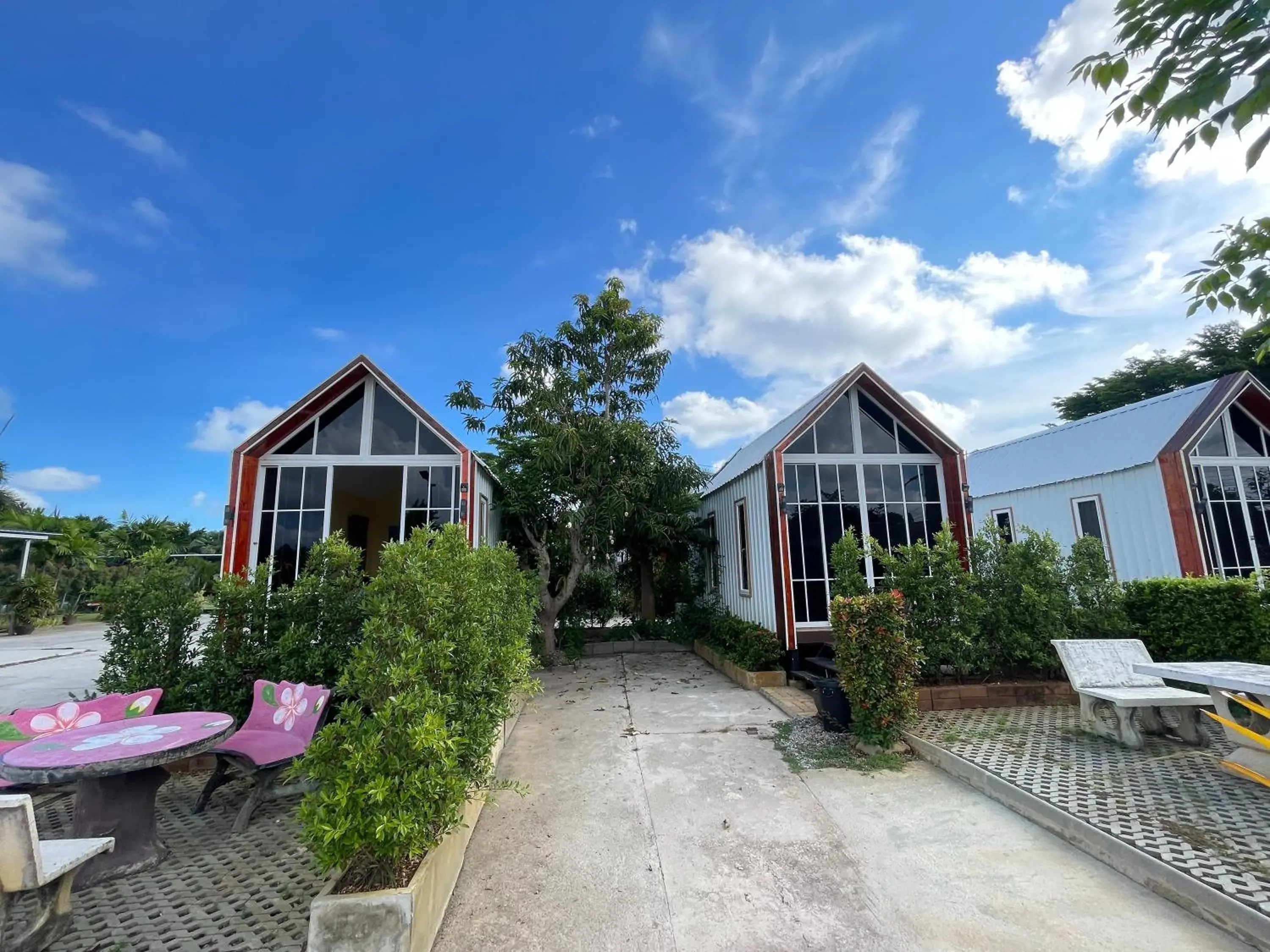 Property building in Oh Taley Resort Property building in Oh Taley Resort