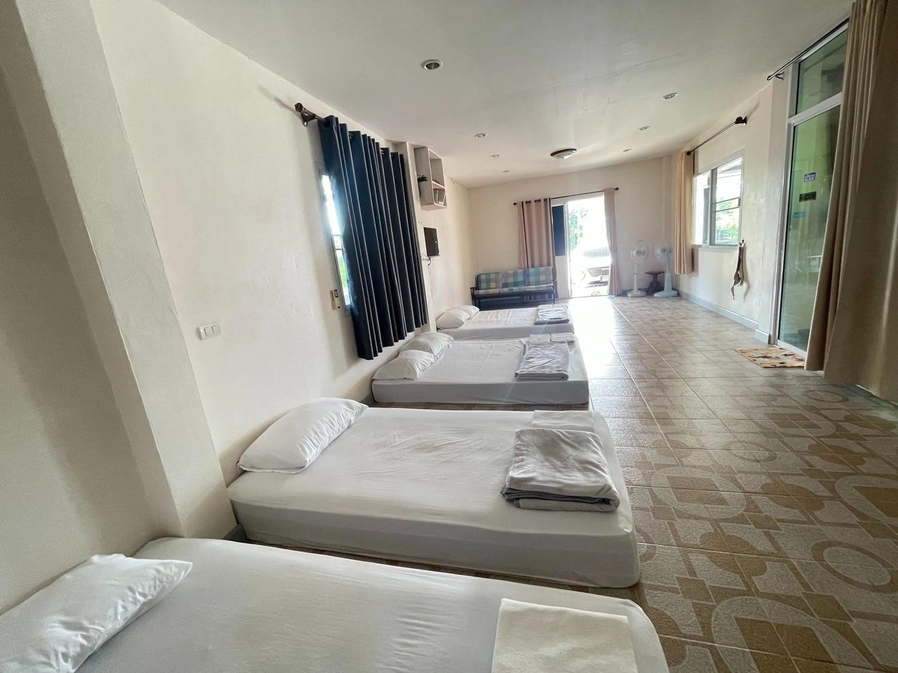 Photo of the whole room, Bed in Oh Taley Resort