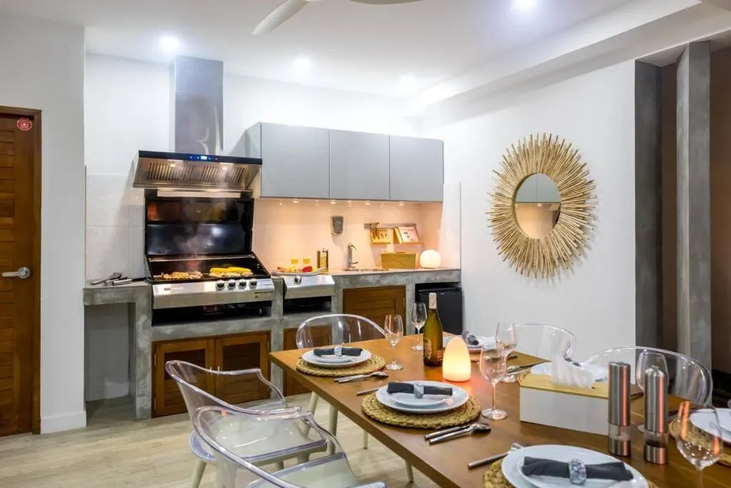 Stylish Sea View Villa, 5 Bedrooms KBR13