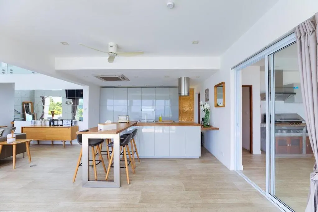 Stylish Sea View Villa, 5 Bedrooms KBR13