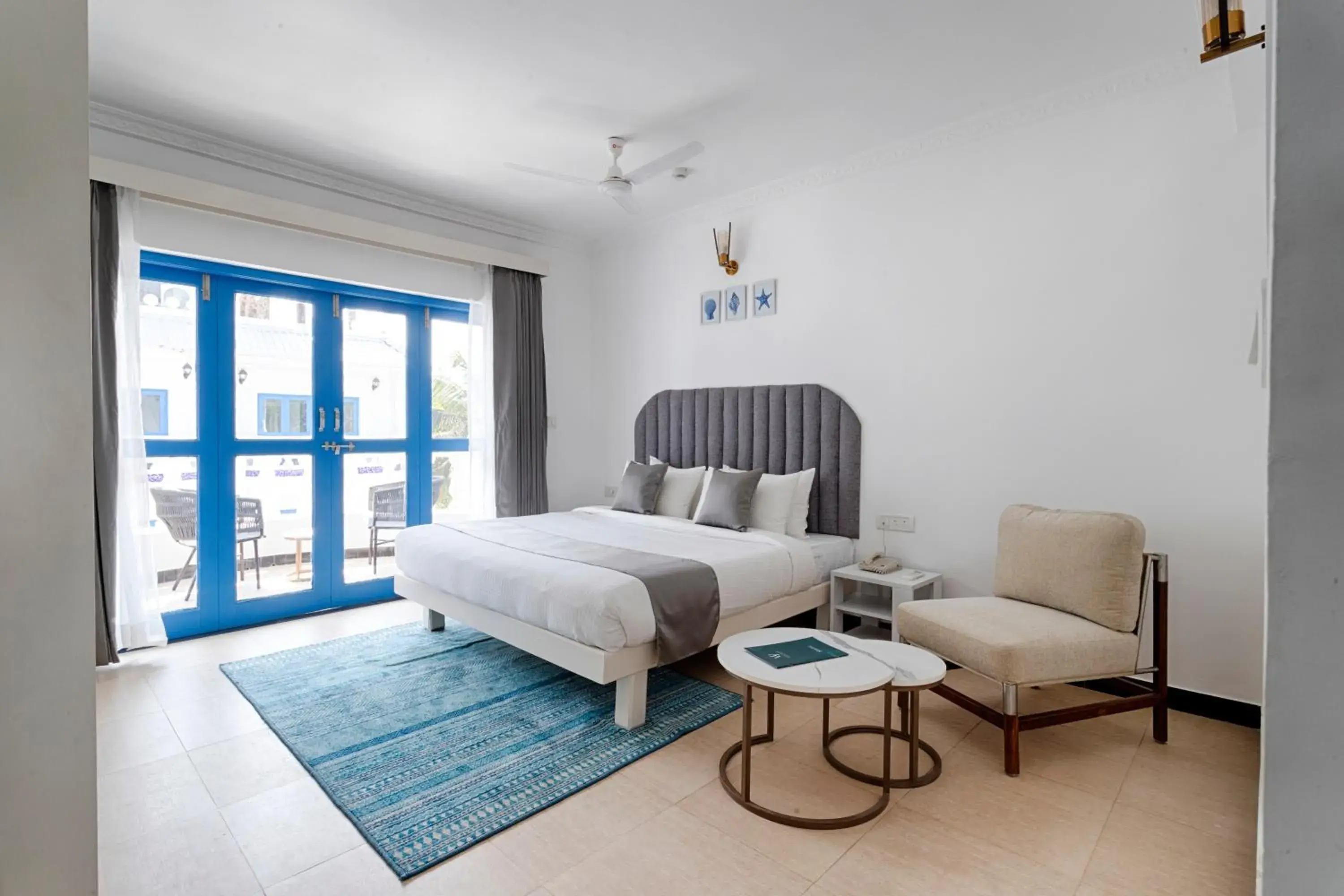 Superior King Room in Azalea by Stone Wood Premier Superior King Room in Azalea by Stone Wood Premier