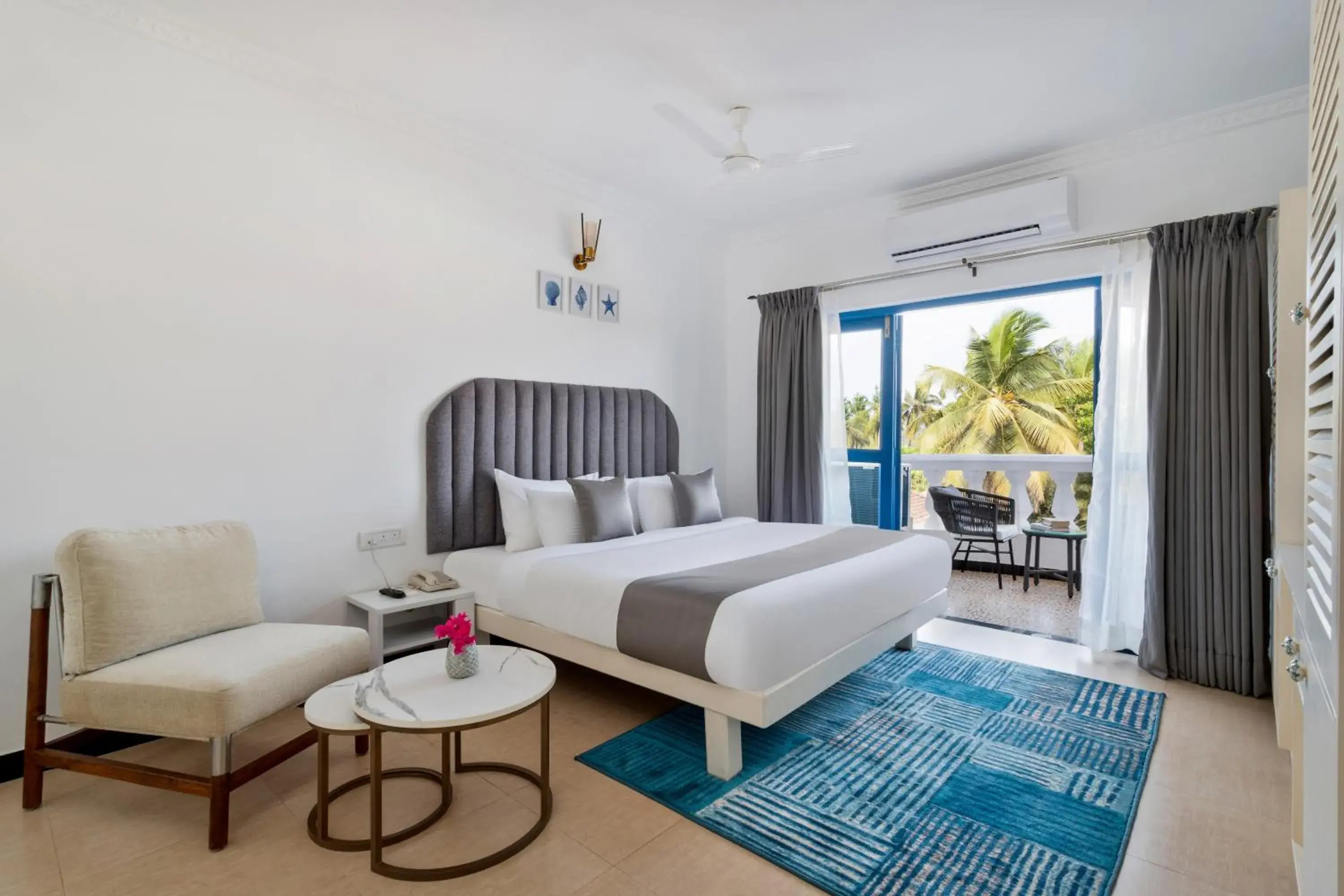 Deluxe Room in Azalea by Stone Wood Premier Deluxe Room in Azalea by Stone Wood Premier