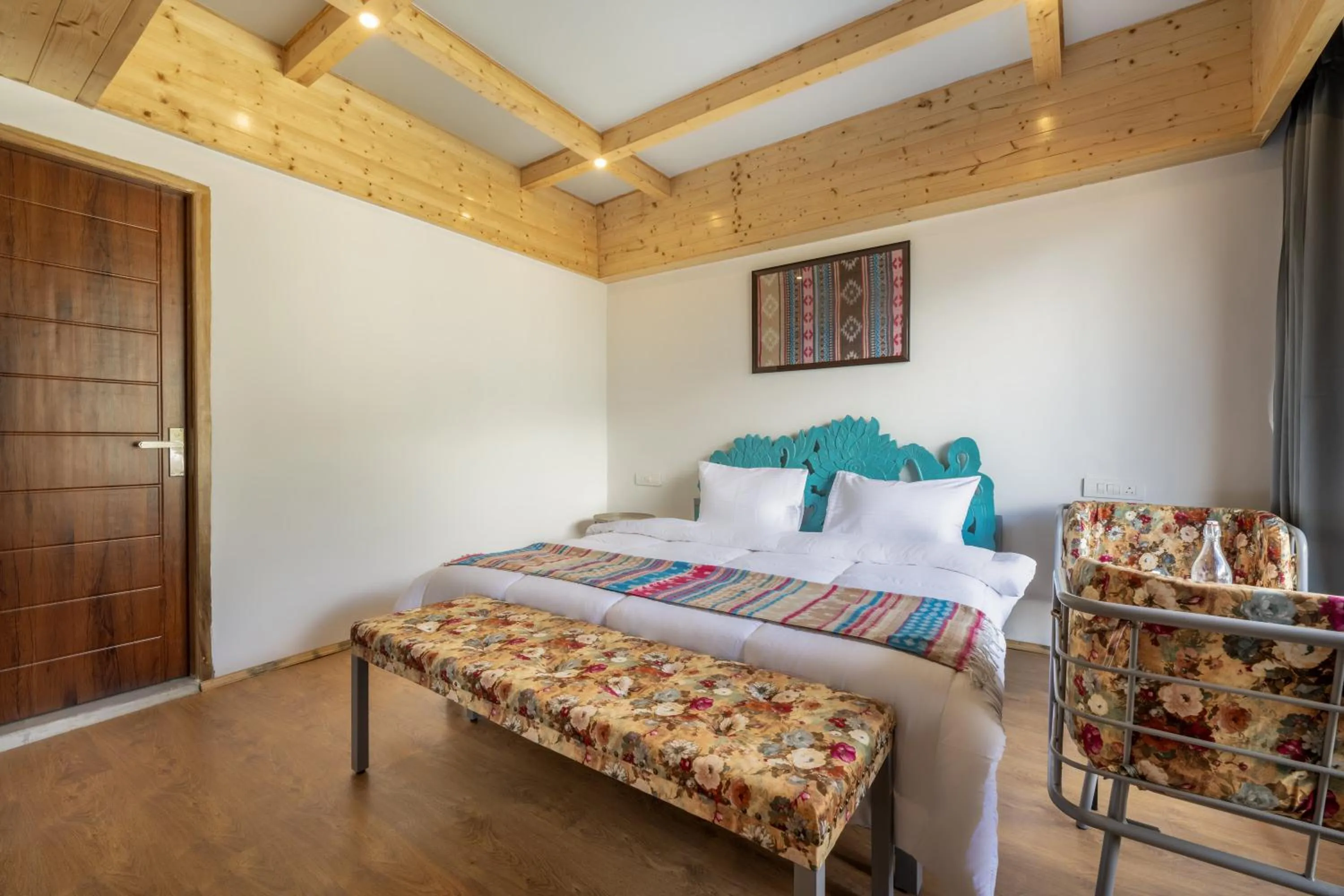 Bed in Echor Himalayan Heights Luxe Manali