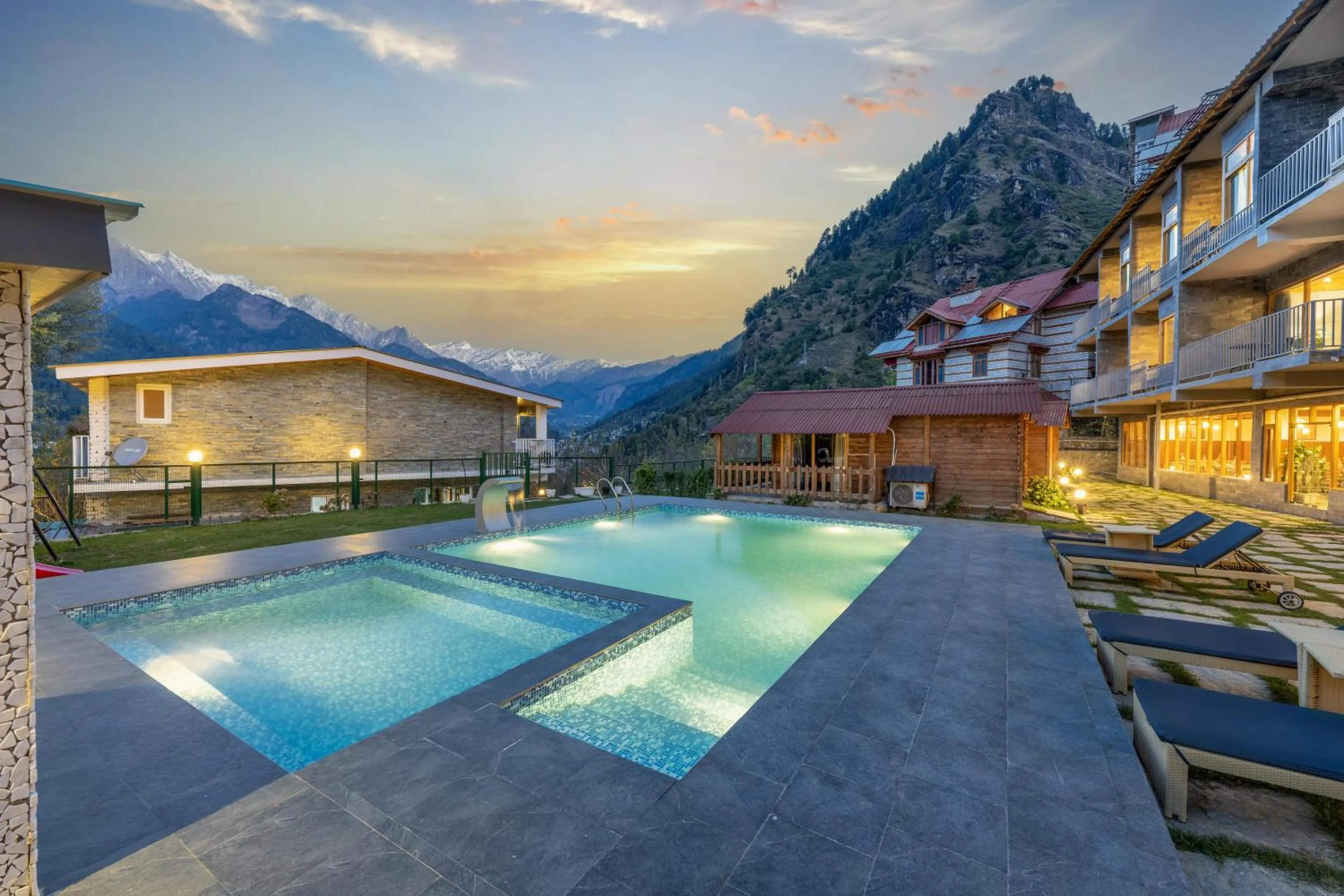 Property building in Echor Himalayan Heights Luxe Manali