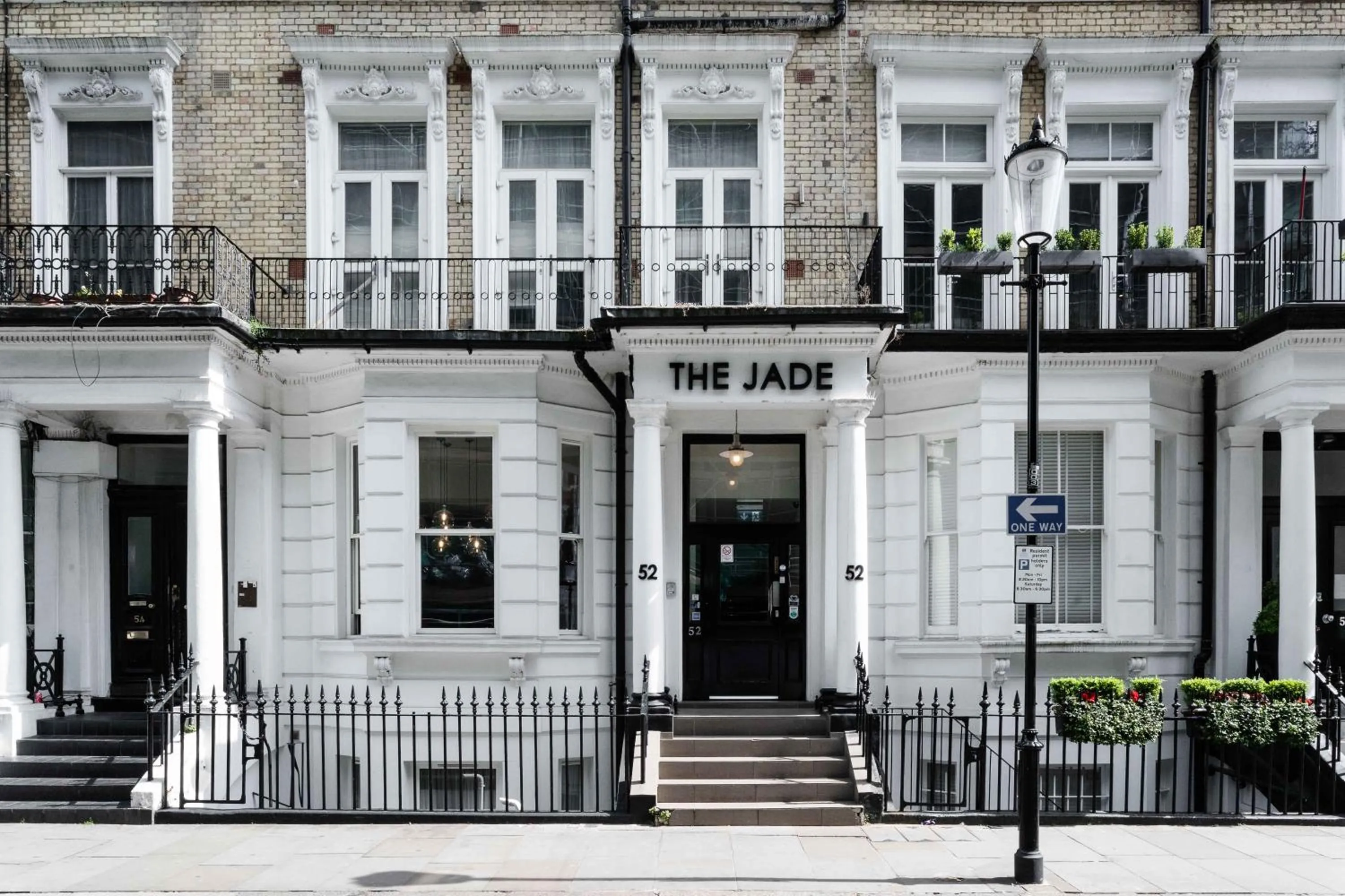 Facade/entrance in The Jade