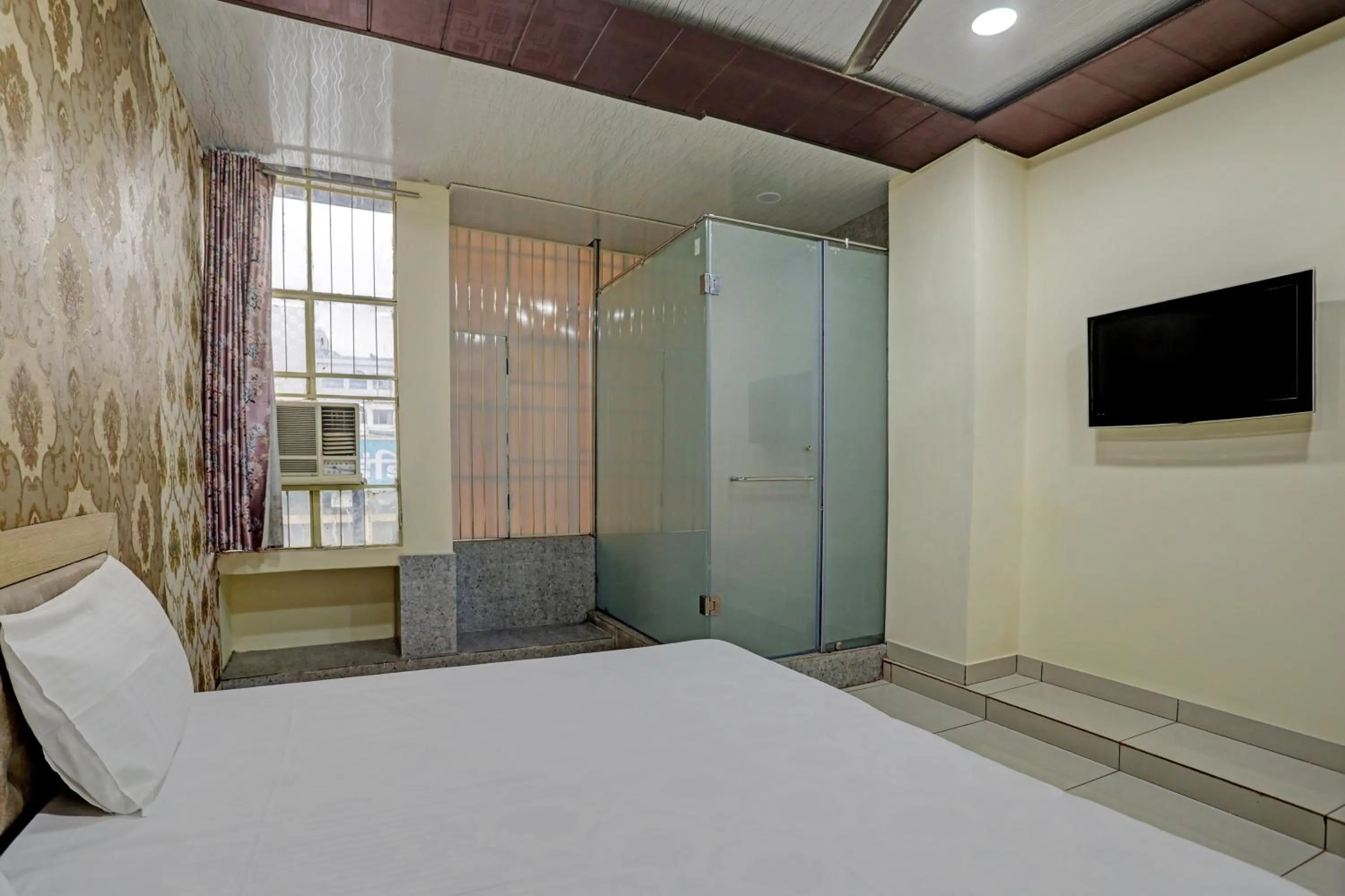 Bedroom, Bed in Hotel O Krishna Guest House & PG