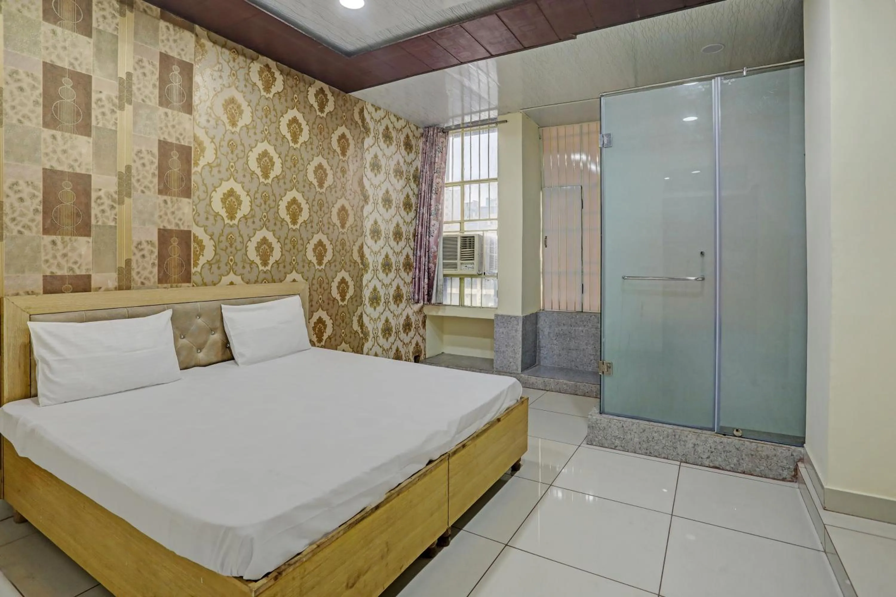 Bedroom, Bed in Hotel O Krishna Guest House & PG