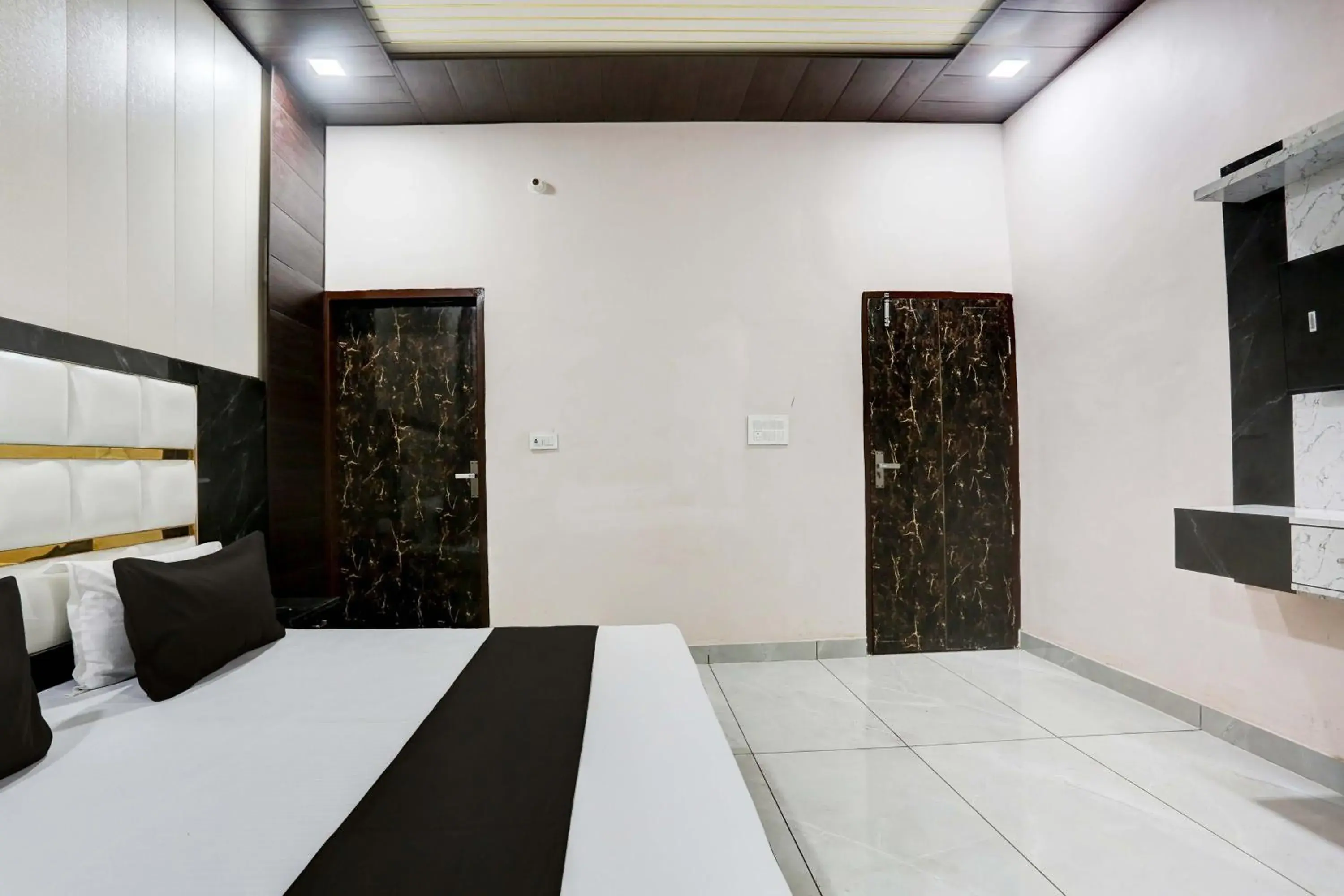 Hotel O A&S Hotel O A&S
