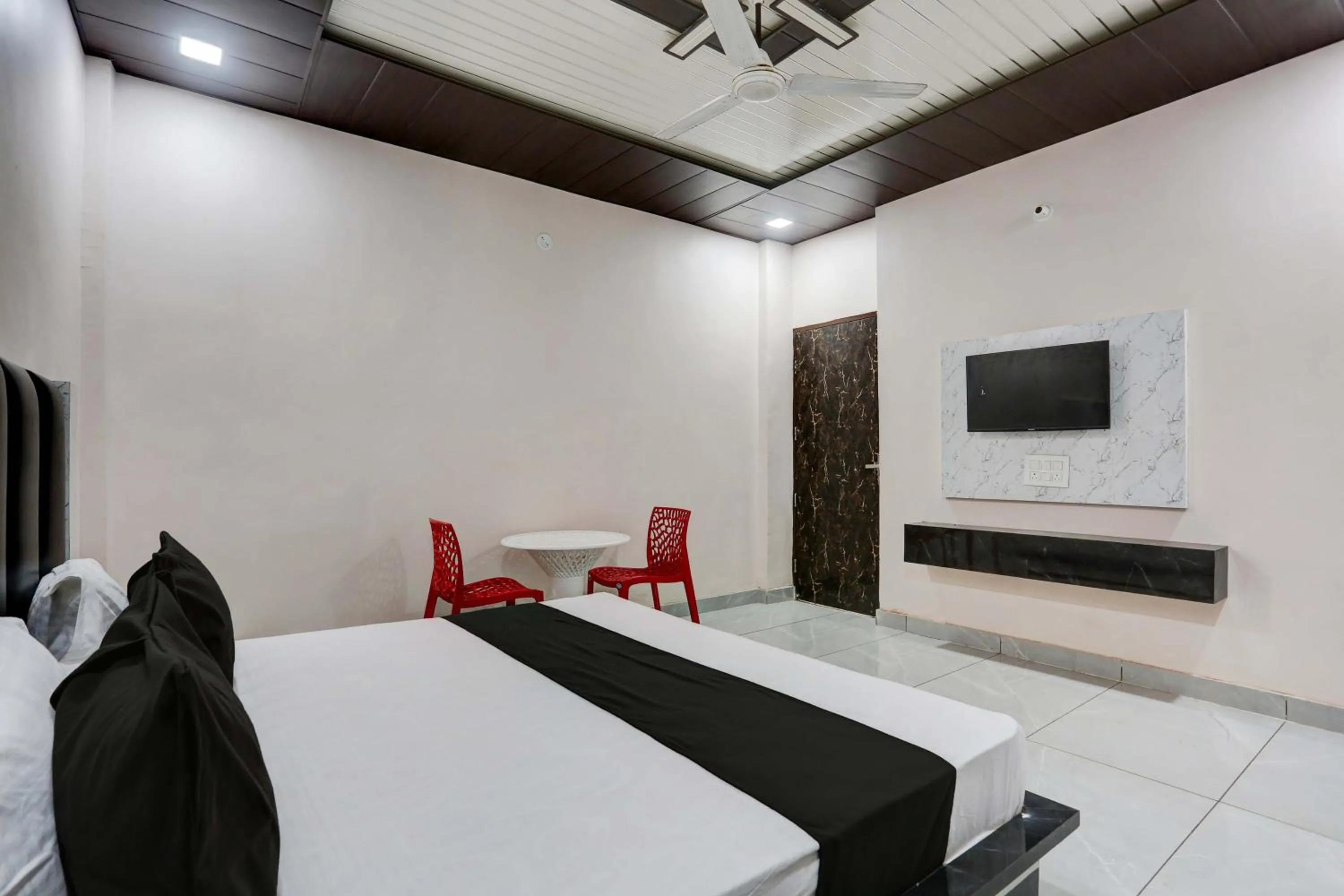 Hotel O A&S
