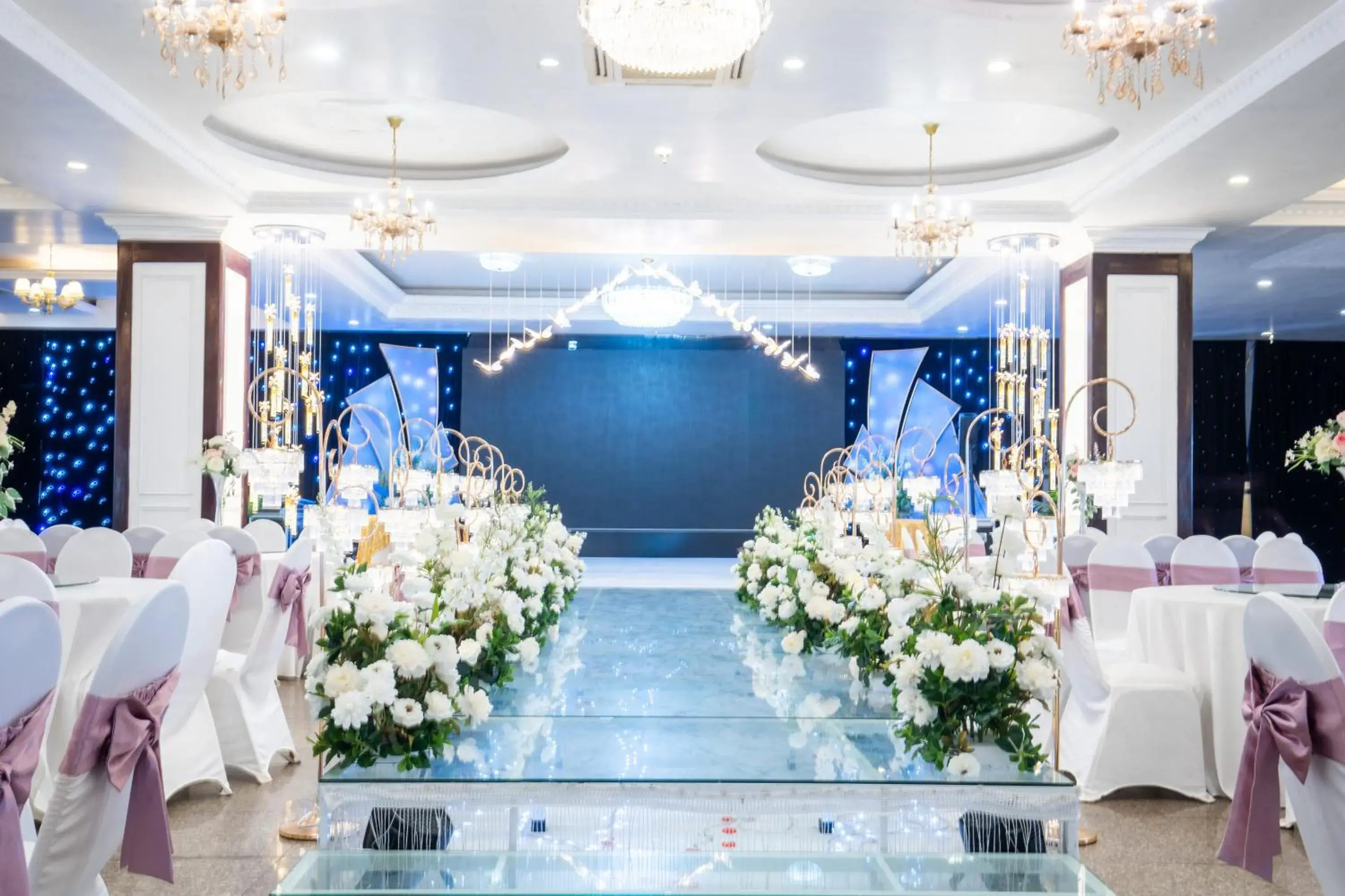 Living room in MAY PLAZA HOTEL Living room in MAY PLAZA HOTEL