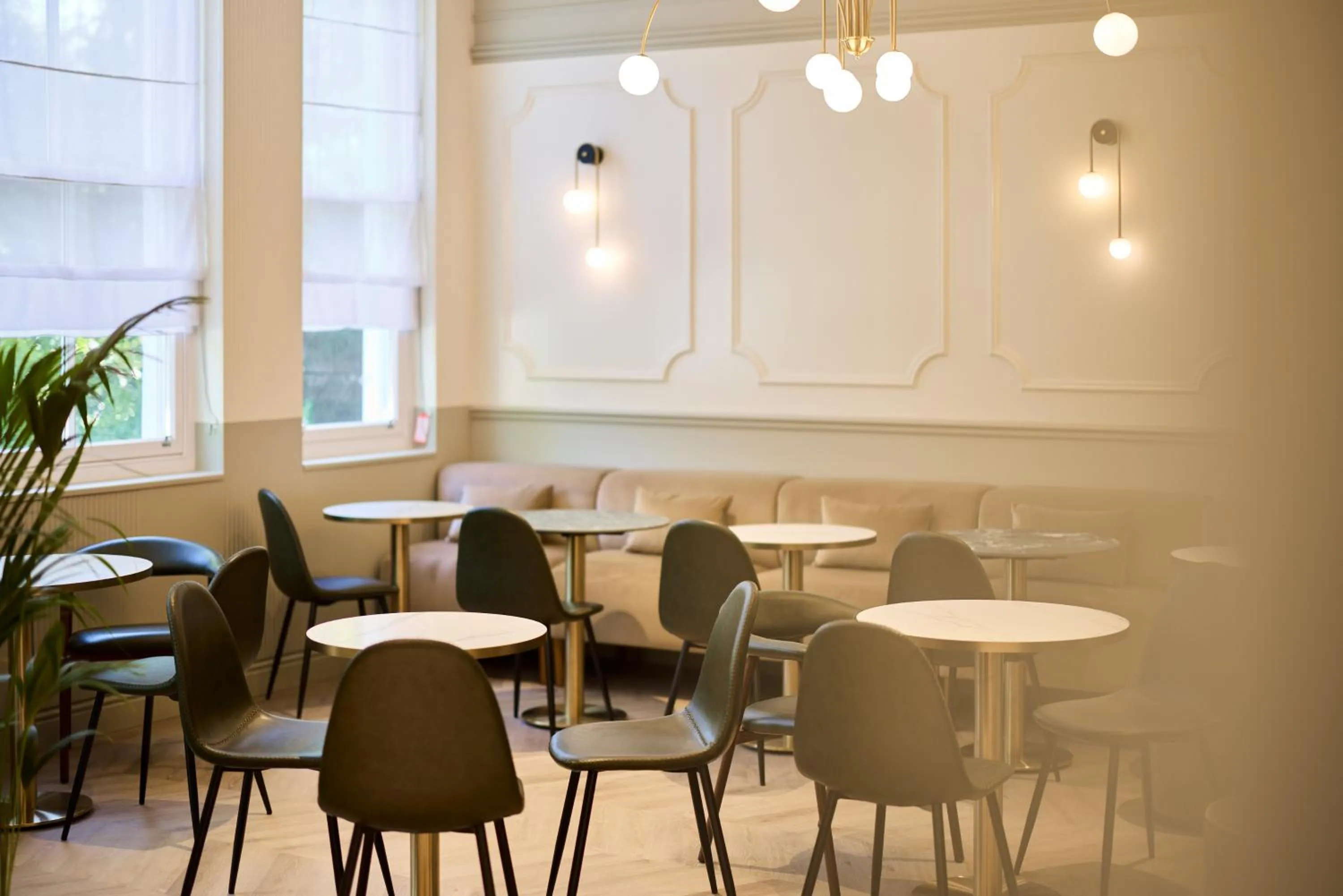 Lobby or reception in The Edwin Hotel