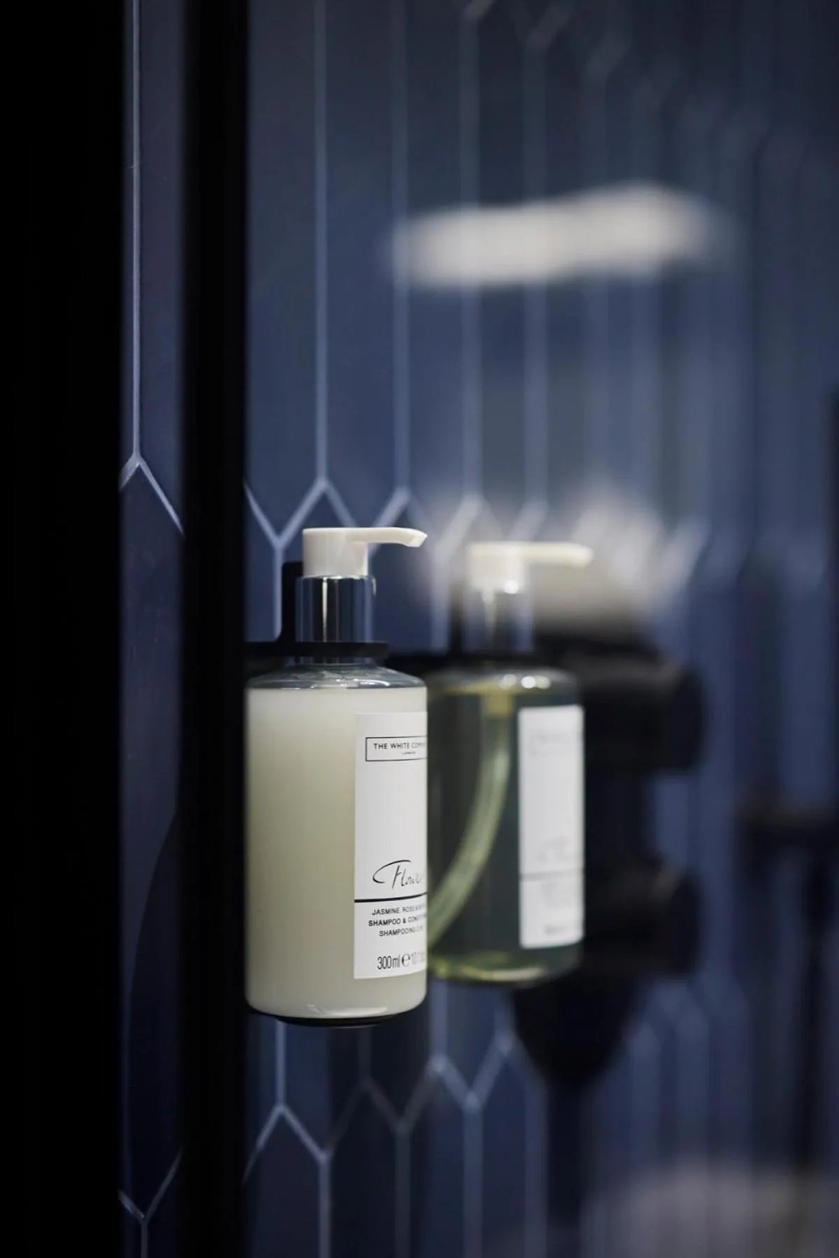 Shower in The Edwin Hotel