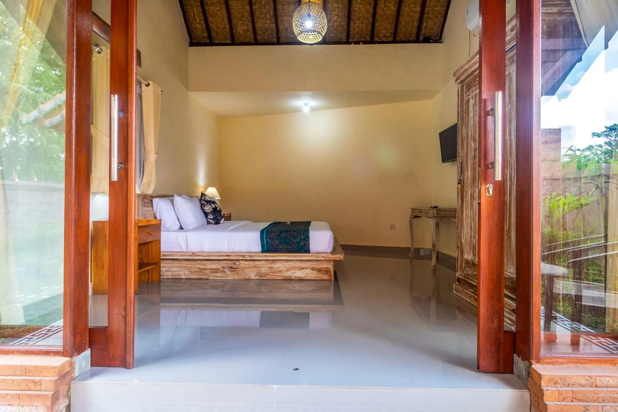 Bed in Buruan Sari Villas by AGATA