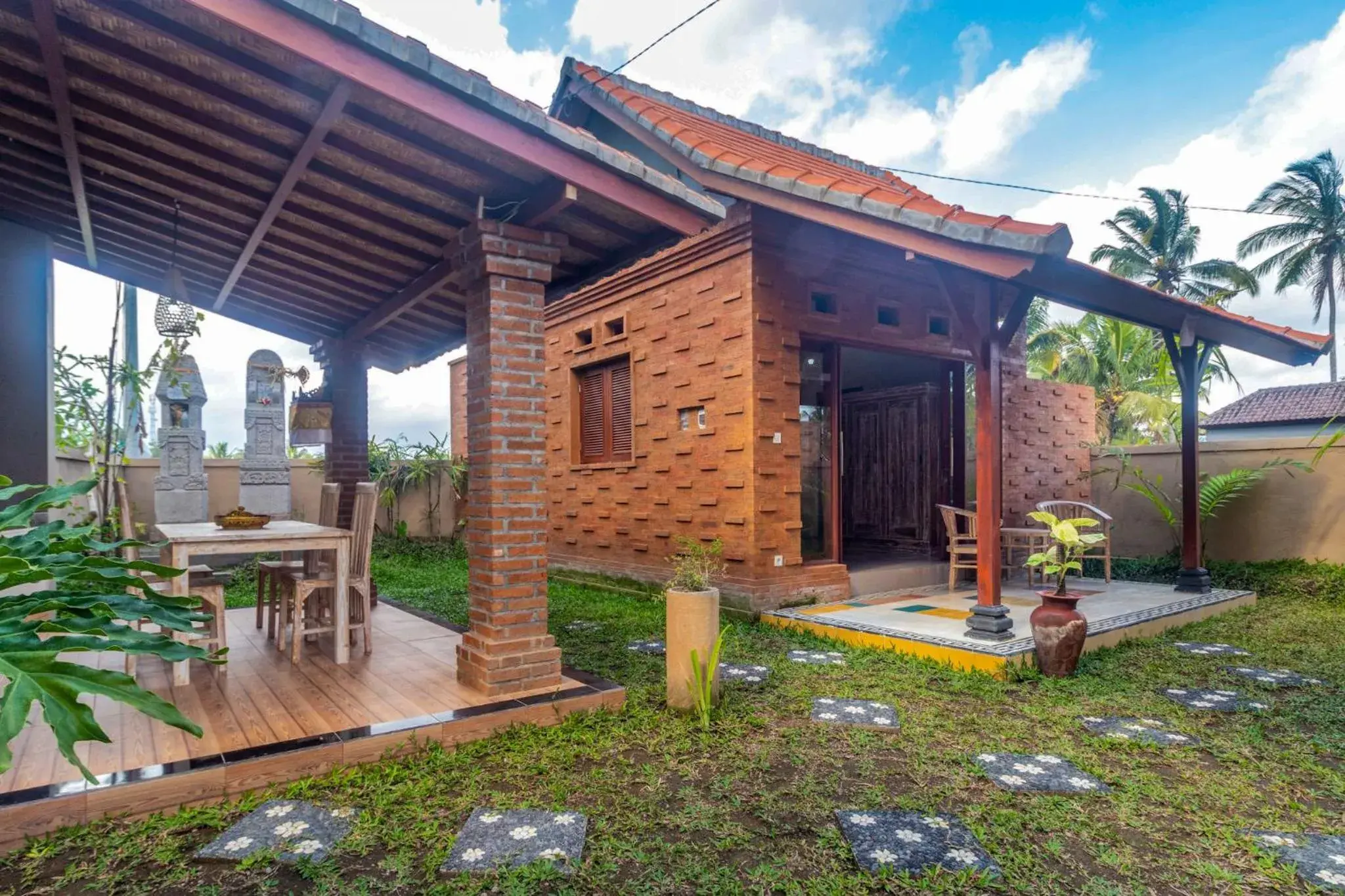 Property building in Buruan Sari Villas by AGATA Property building in Buruan Sari Villas by AGATA