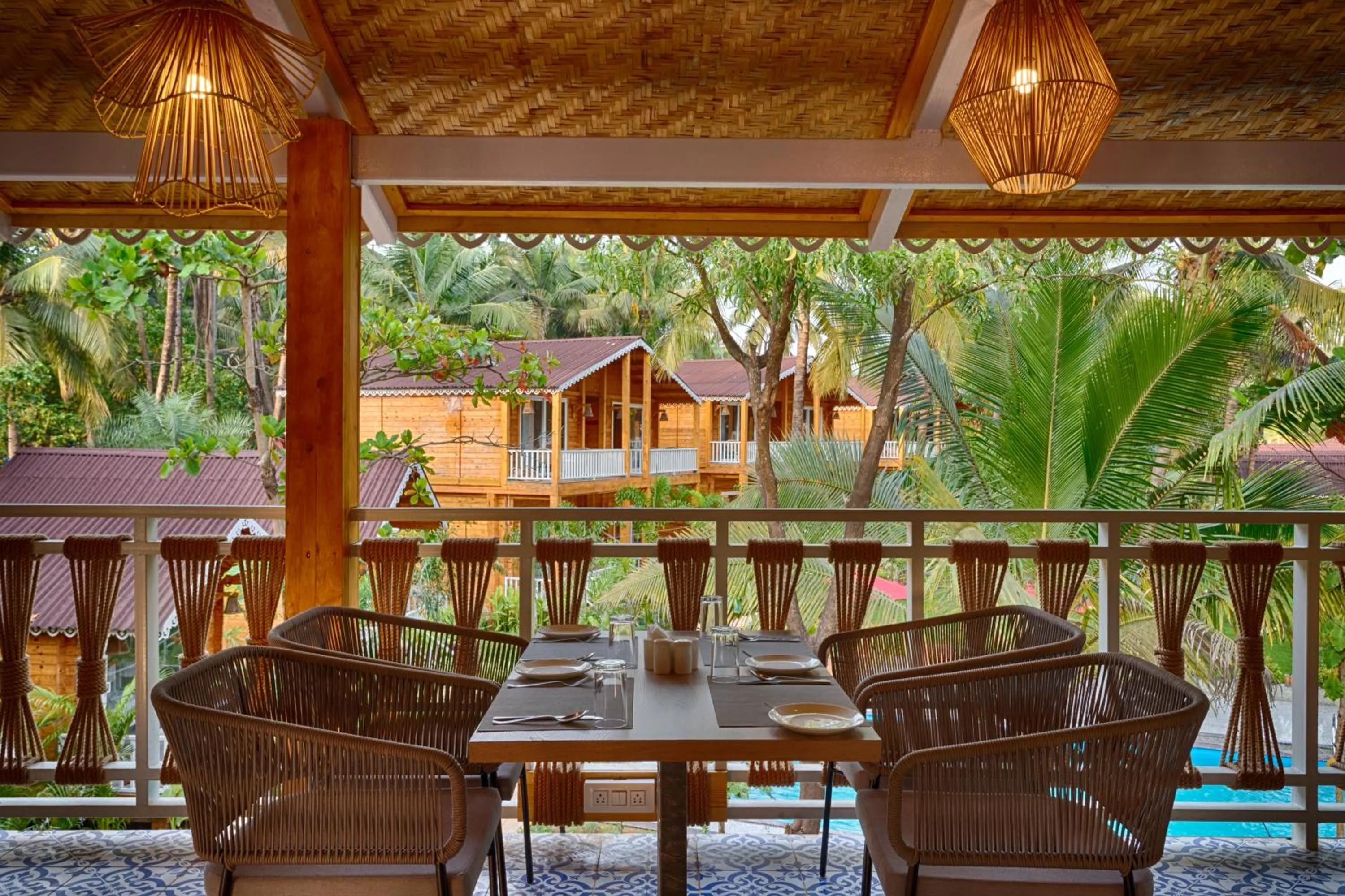 Restaurant/places to eat in Aralea Beach Resort By Stone Wood Premier