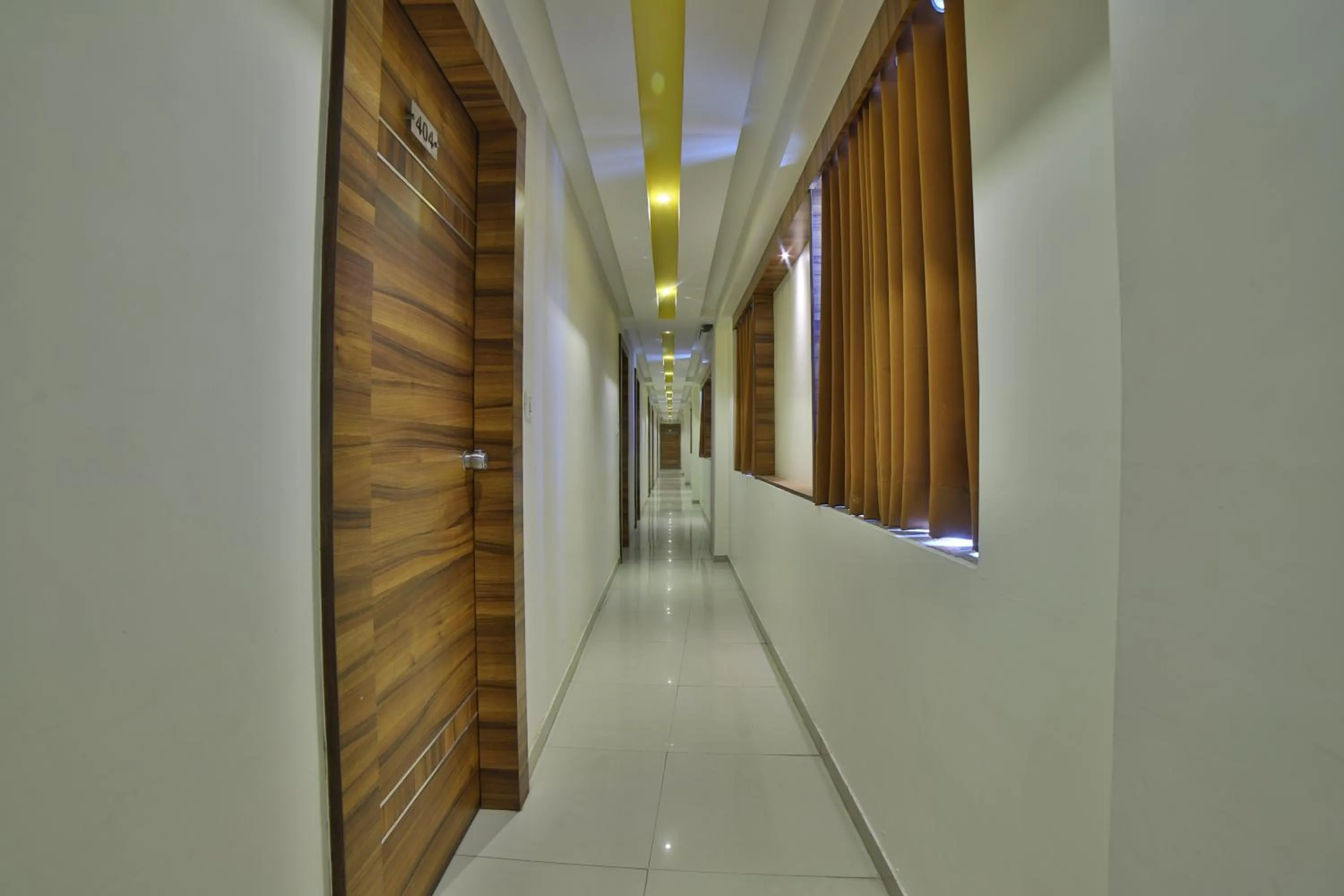 Hotel Sunstar Inn