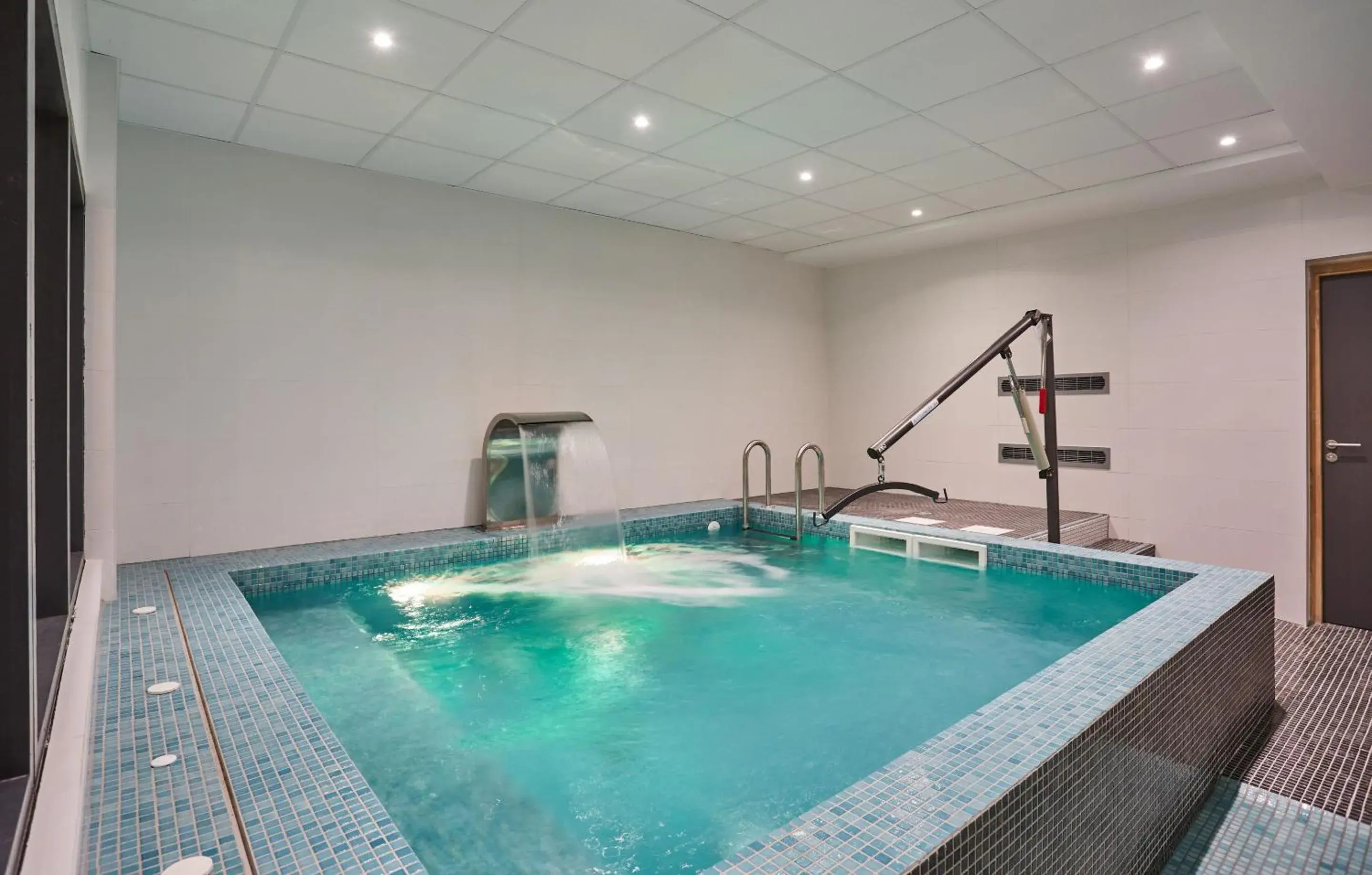 Spa and wellness centre/facilities in Appart'hôtel Odalys City - Nîmes Arènes - Palais des Congrès Spa and wellness centre/facilities in Appart'hôtel Odalys City - Nîmes Arènes - Palais des Congrès