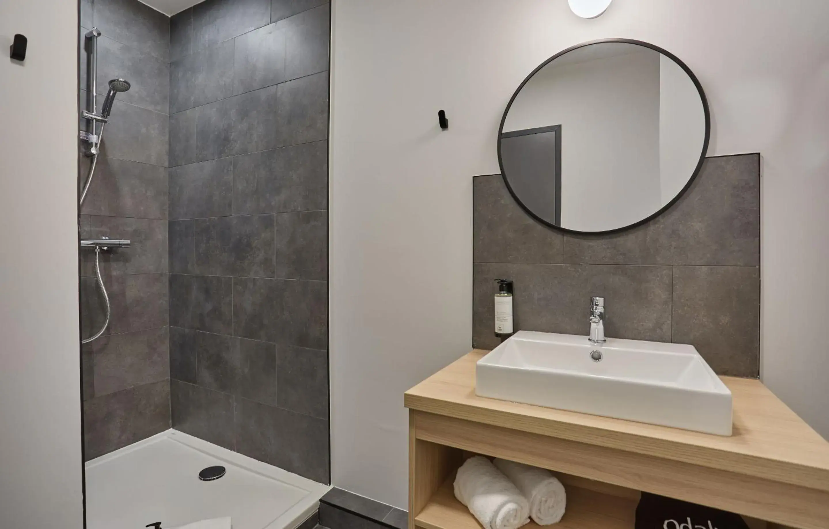 Studio with Balcony in Appart'hôtel Odalys City - Nîmes Arènes - Palais des Congrès Studio with Balcony in Appart'hôtel Odalys City - Nîmes Arènes - Palais des Congrès