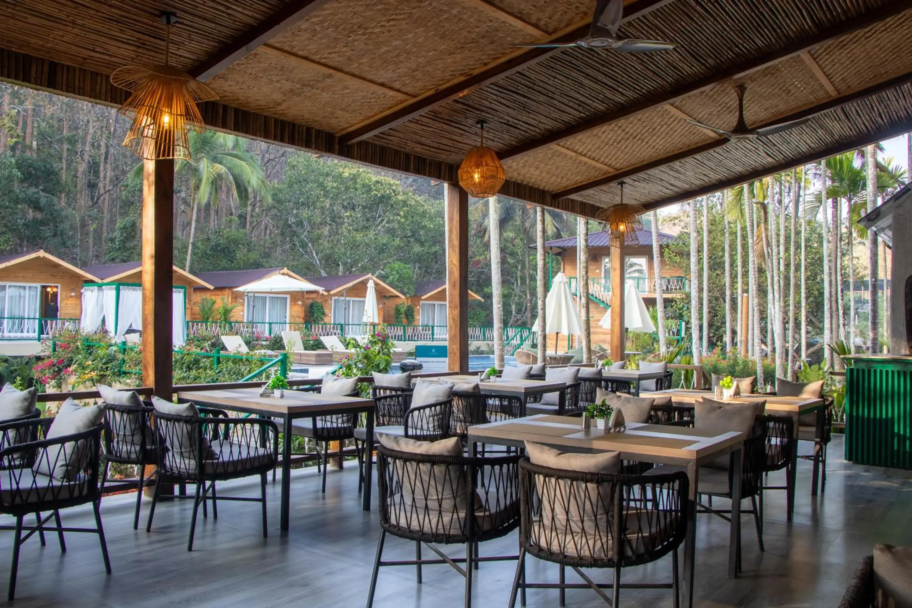 Restaurant/places to eat in Stone Wood Premier Dandeli Restaurant/places to eat in Stone Wood Premier Dandeli