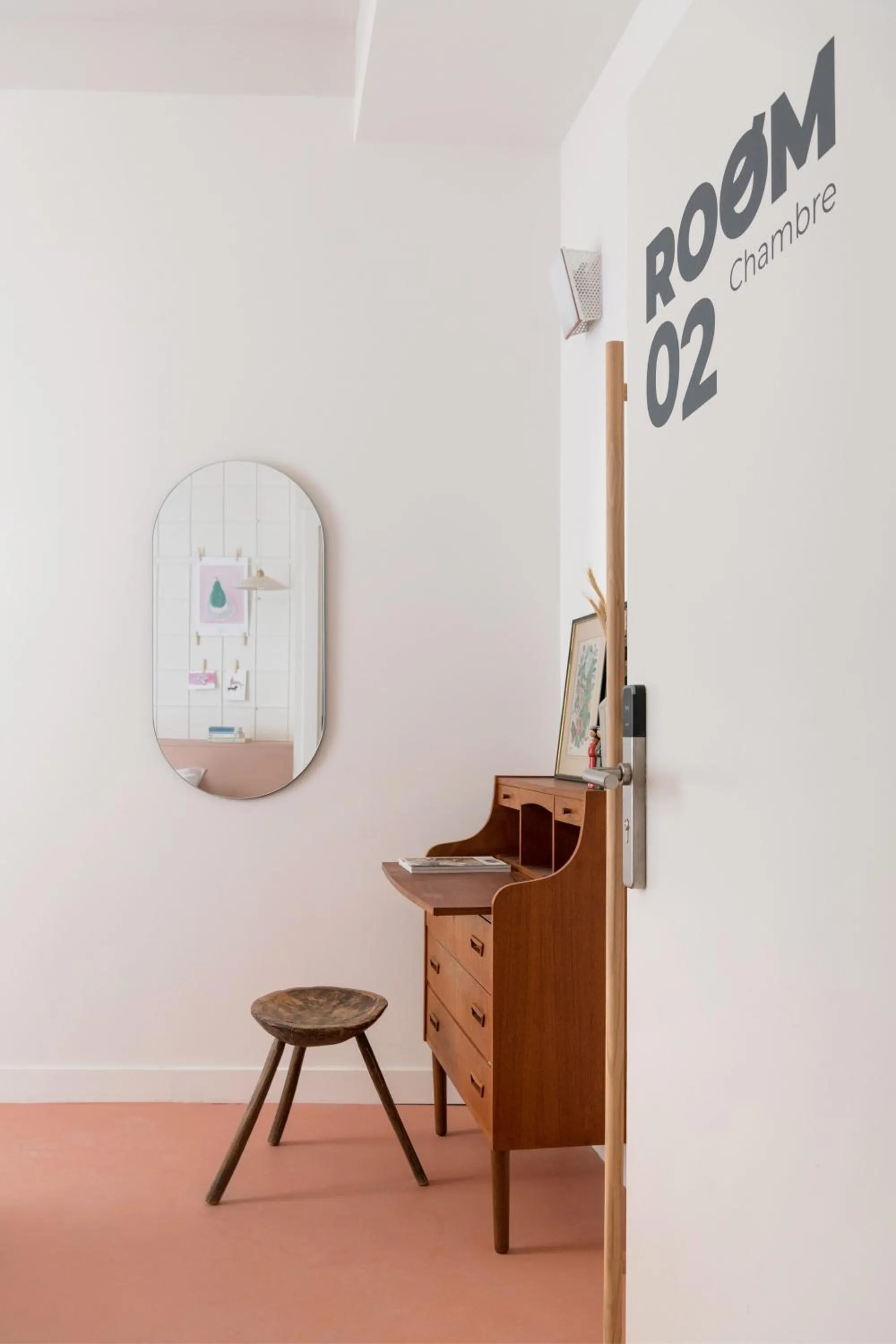 Seating area in SLO Hostel Nice