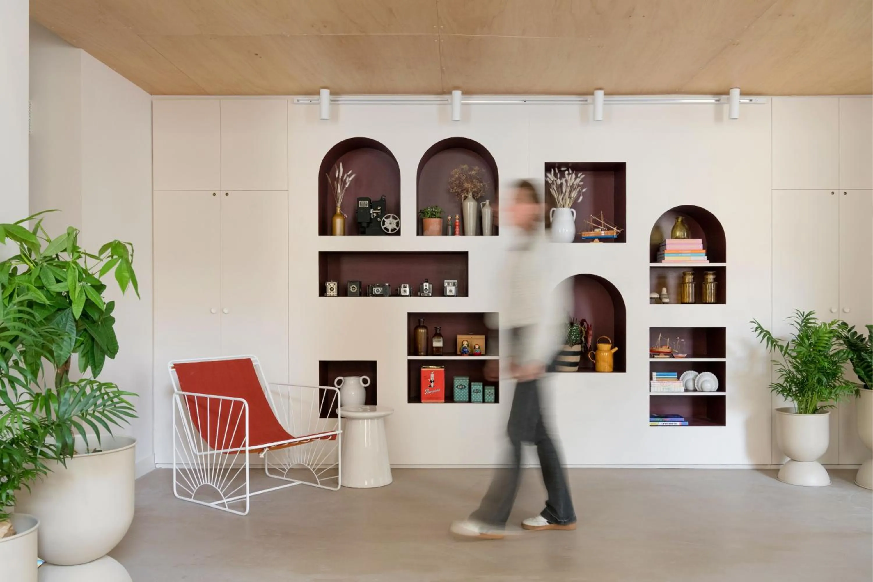 Decorative detail in SLO Hostel Nice